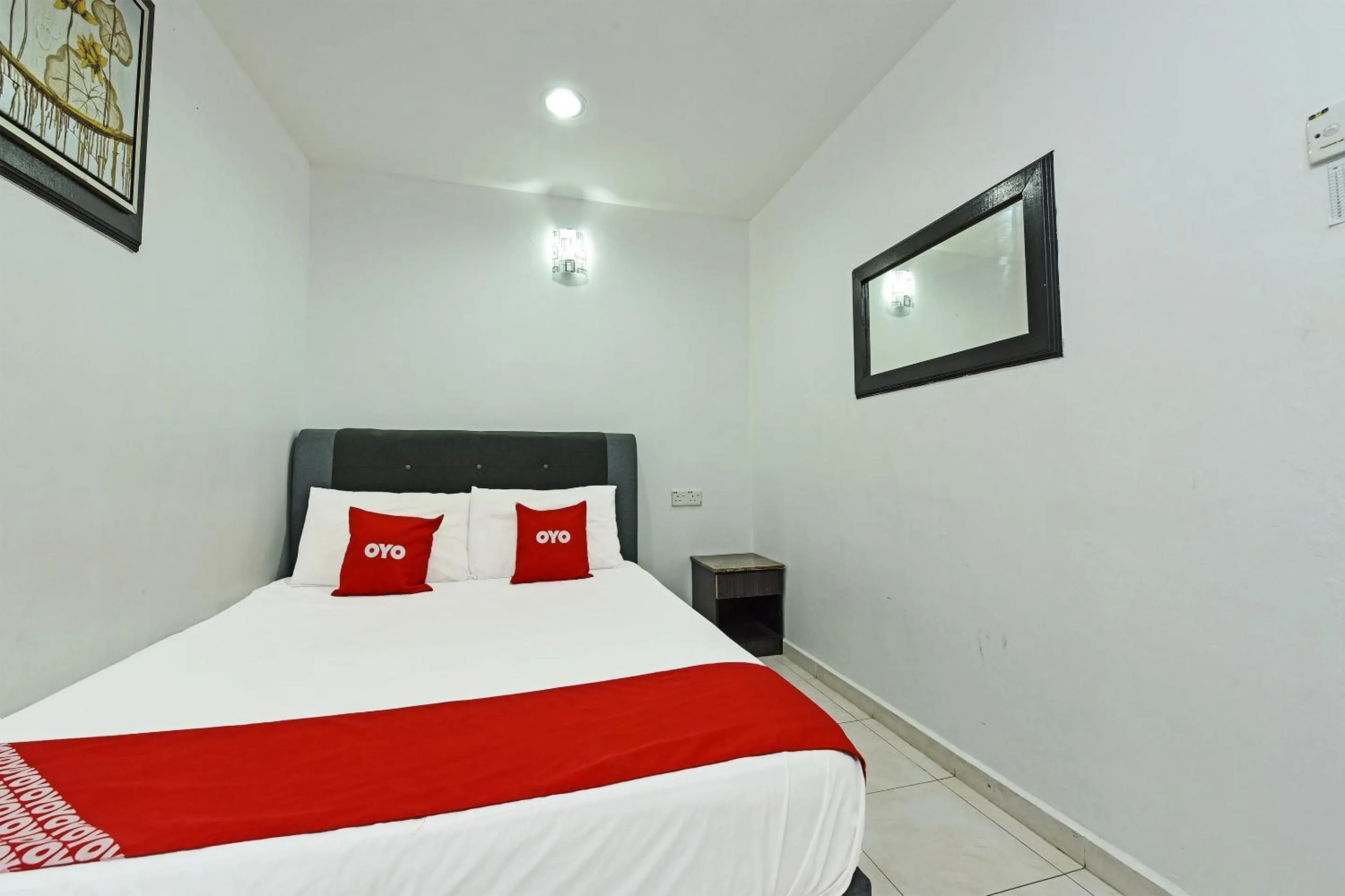 Bedroom, Bed in Hotel O Gemilang