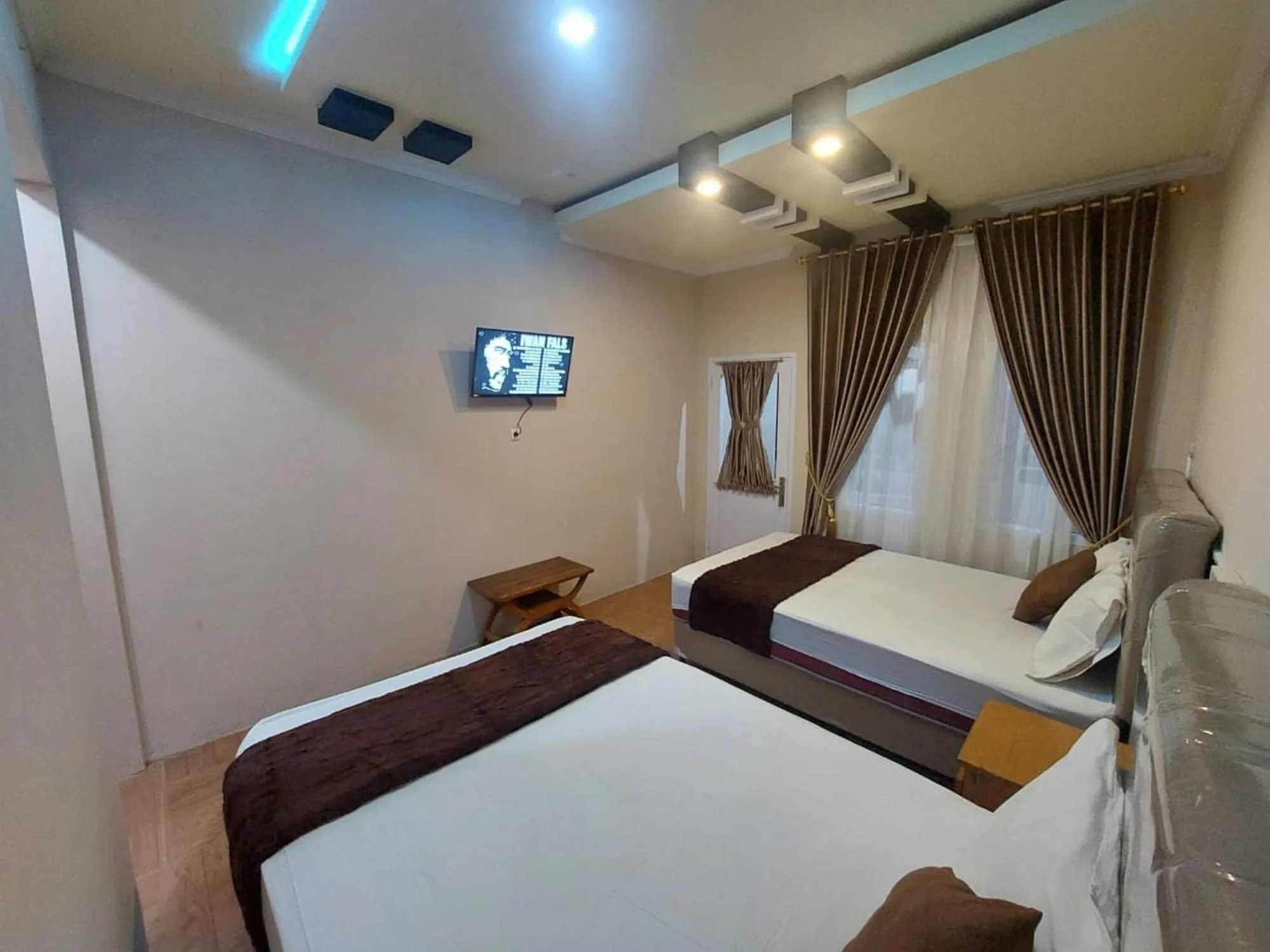 Bed in Homestay Banteng Adventure Dieng Mitra RedDoorz