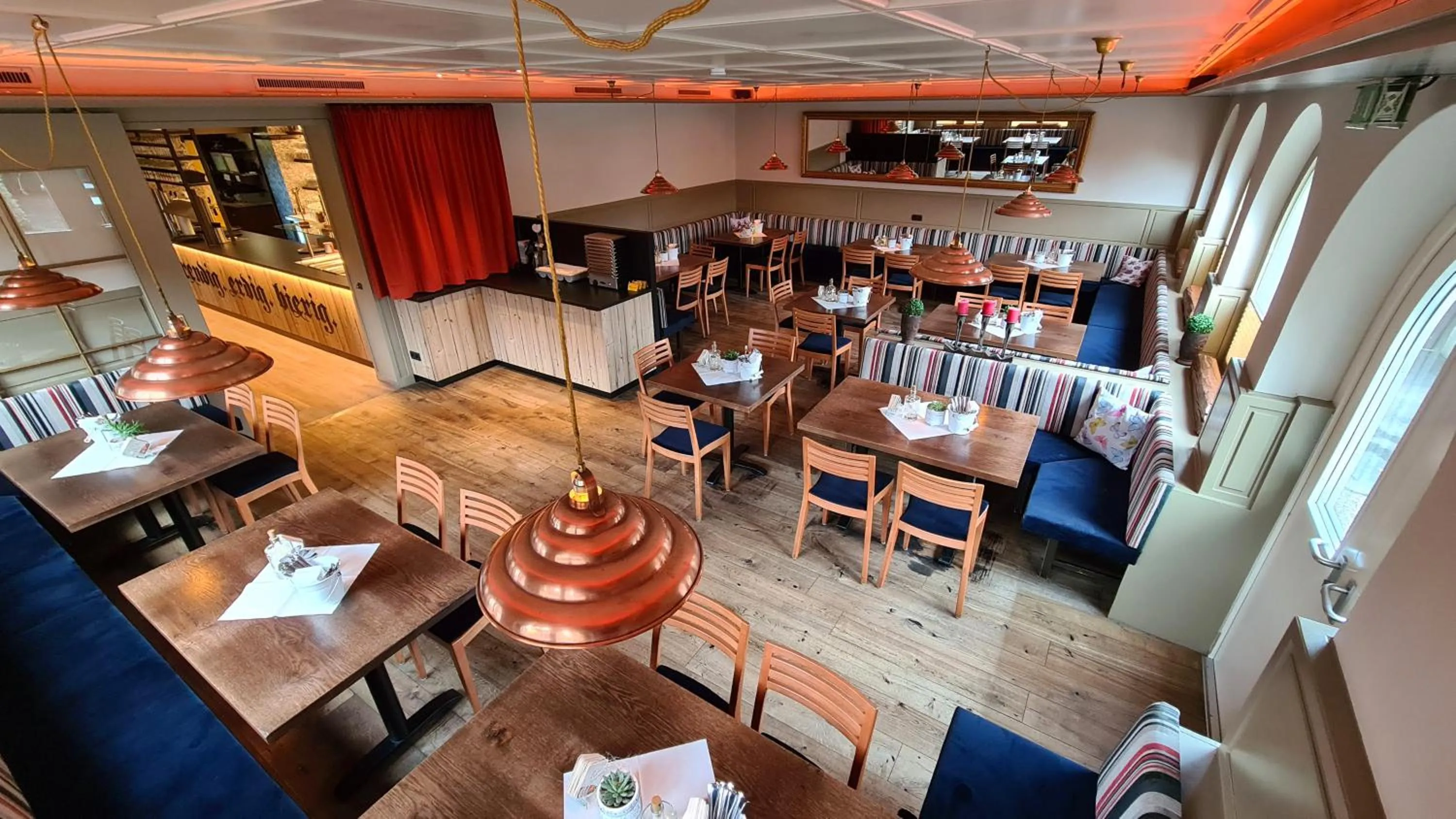 Restaurant/places to eat in ALPSTADT LIFESTYLE Hotel