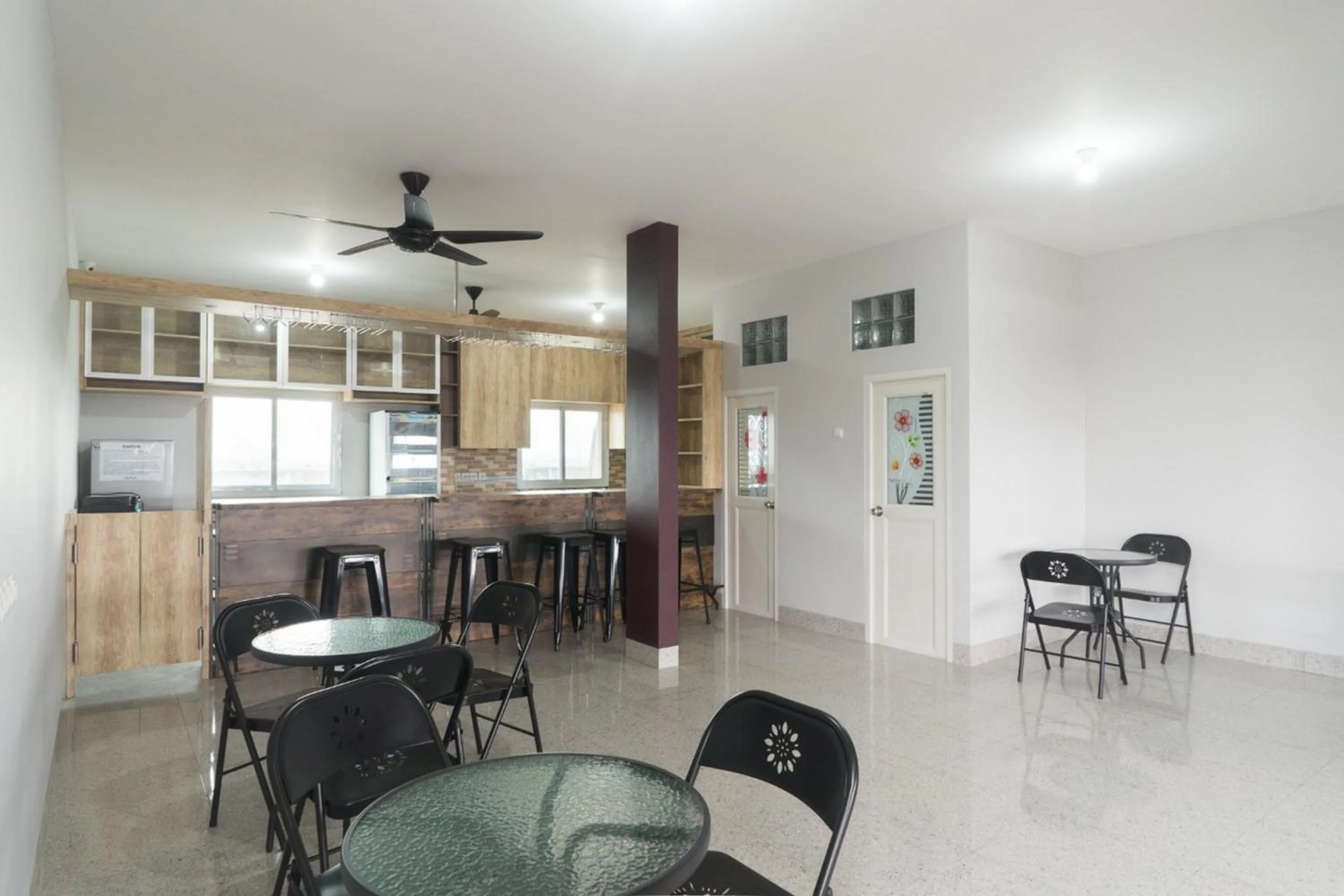 Communal kitchen in Brilliant Residence Gading Serpong RedPartner