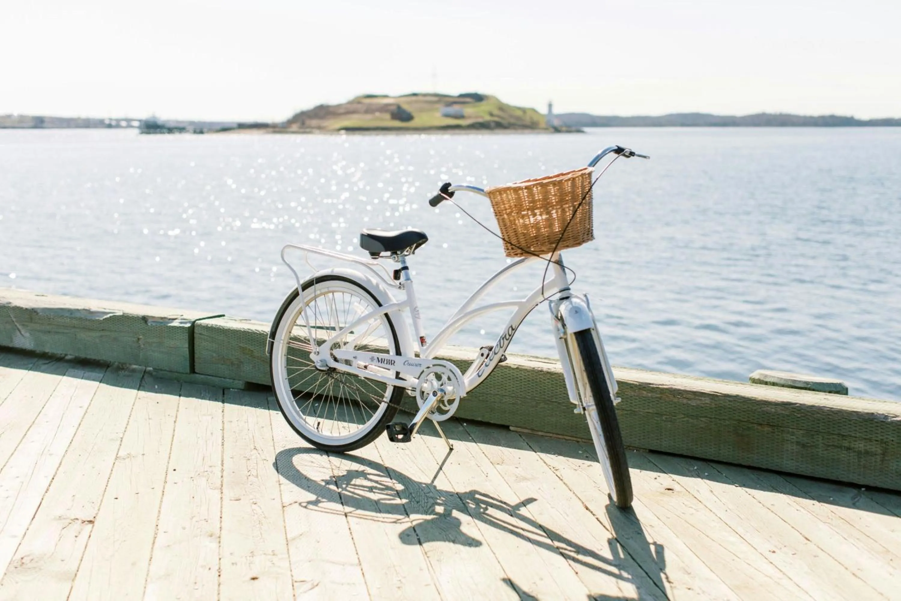 Other in Muir, Autograph Collection