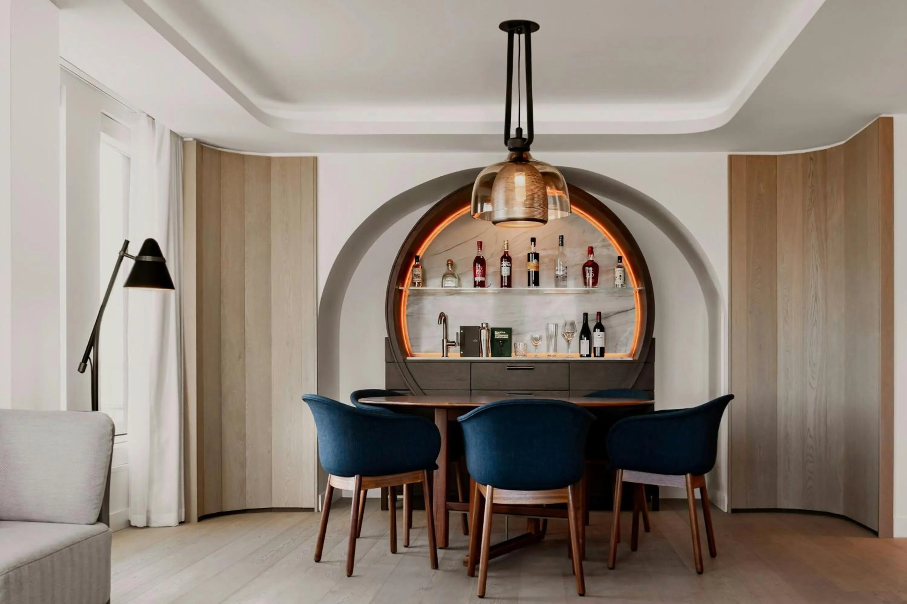 Lounge or bar in Muir, Autograph Collection