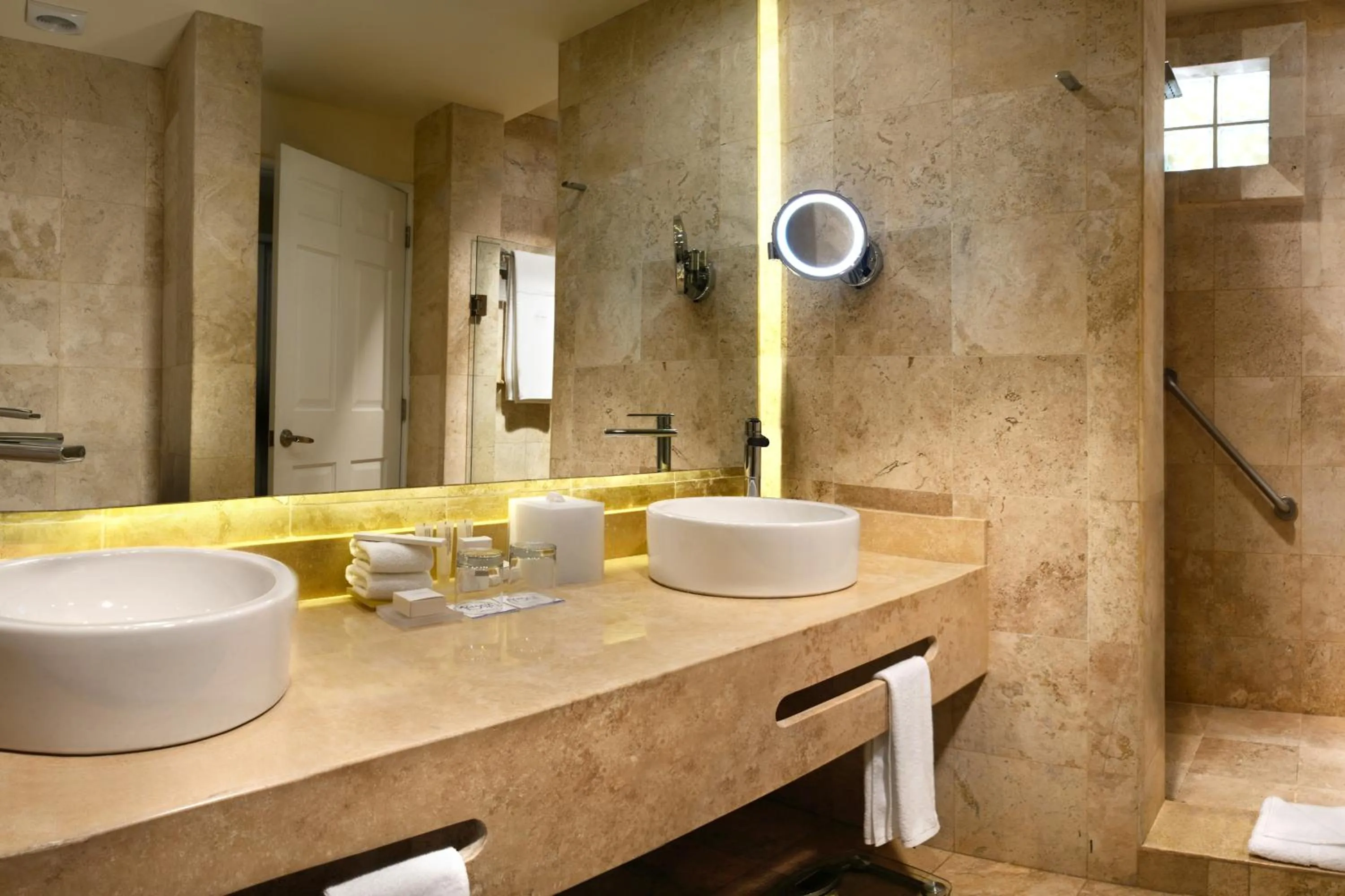 Bathroom in Catalonia Royal Tulum Beach & Spa Resort Adults Only - All Inclusive