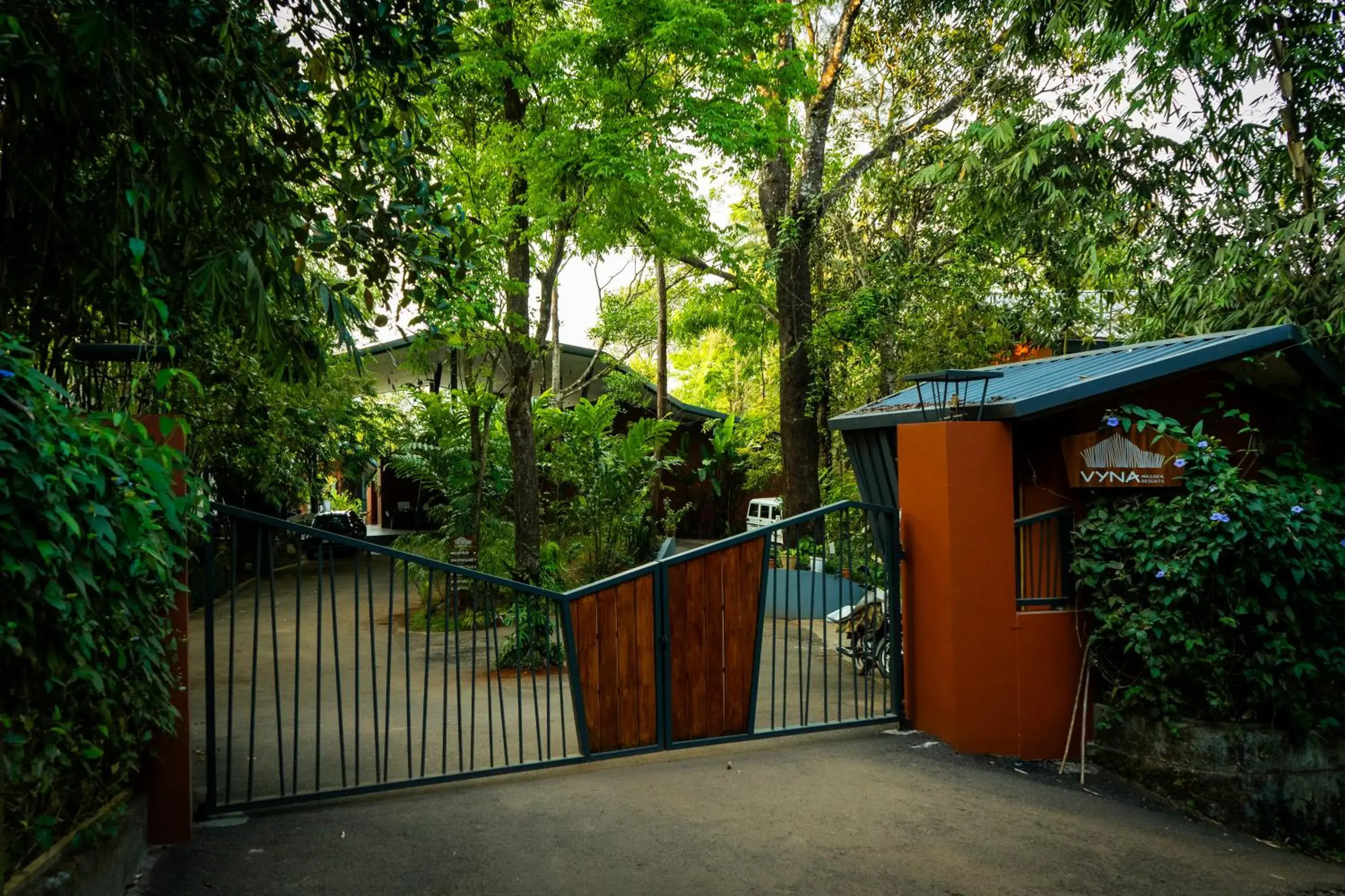 Facade/entrance in Vyna Hillock Resort and Spa Facade/entrance in Vyna Hillock Resort and Spa