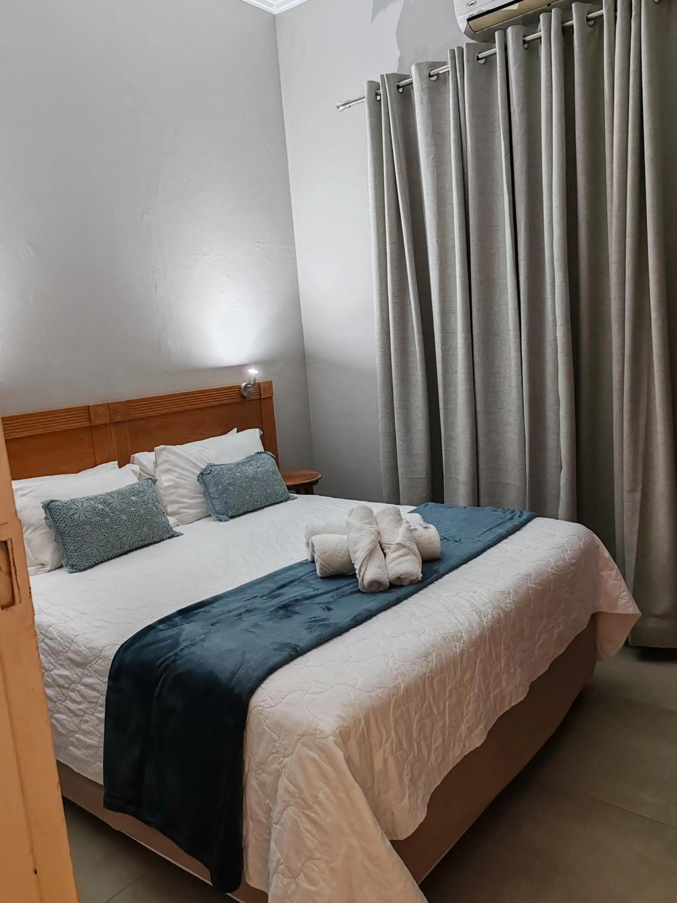 Bed in Stoep Cafe Guest House