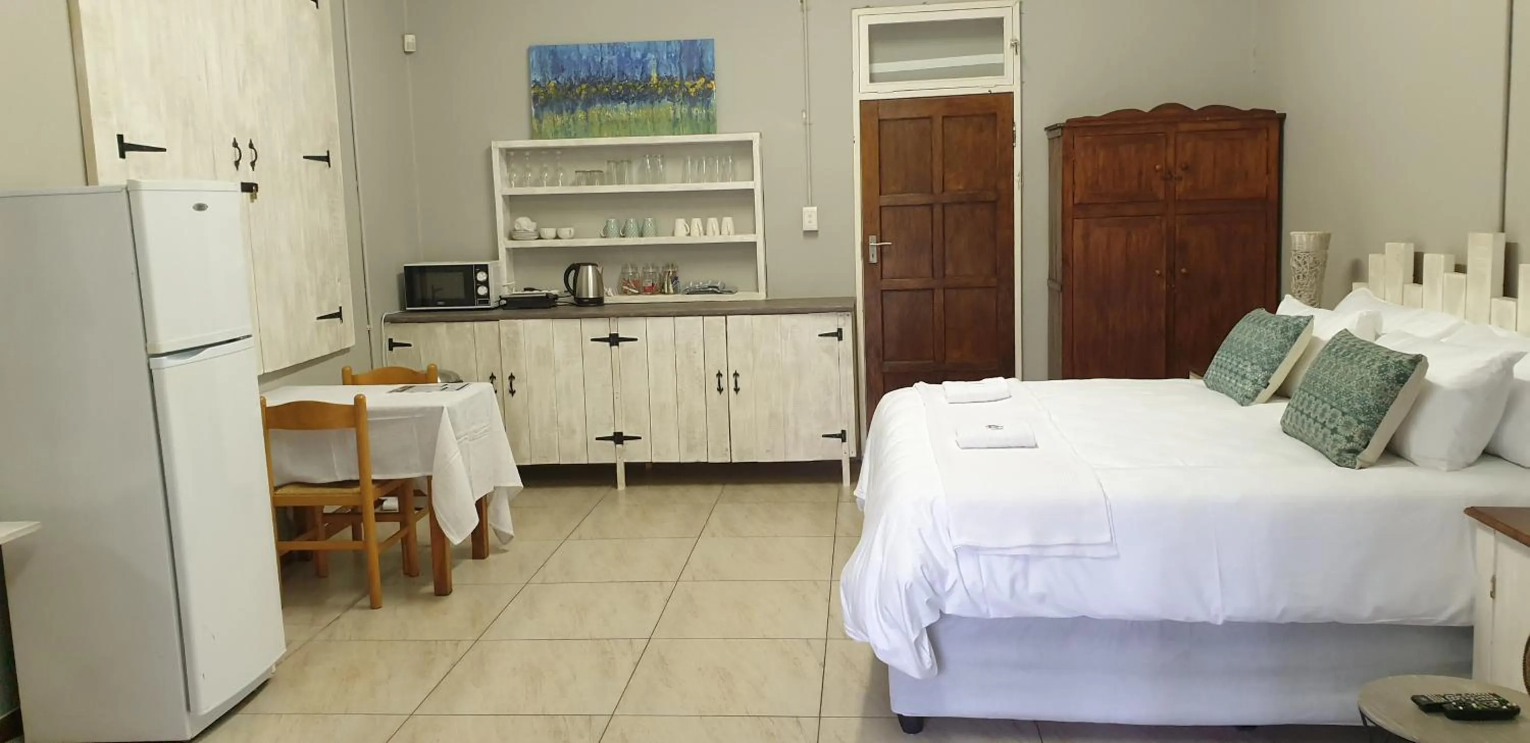 Photo of the whole room, Bed in Stoep Cafe Guest House