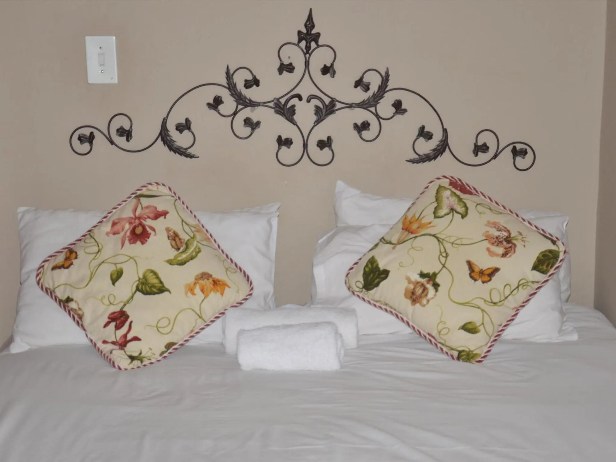 Bed in Stoep Cafe Guest House