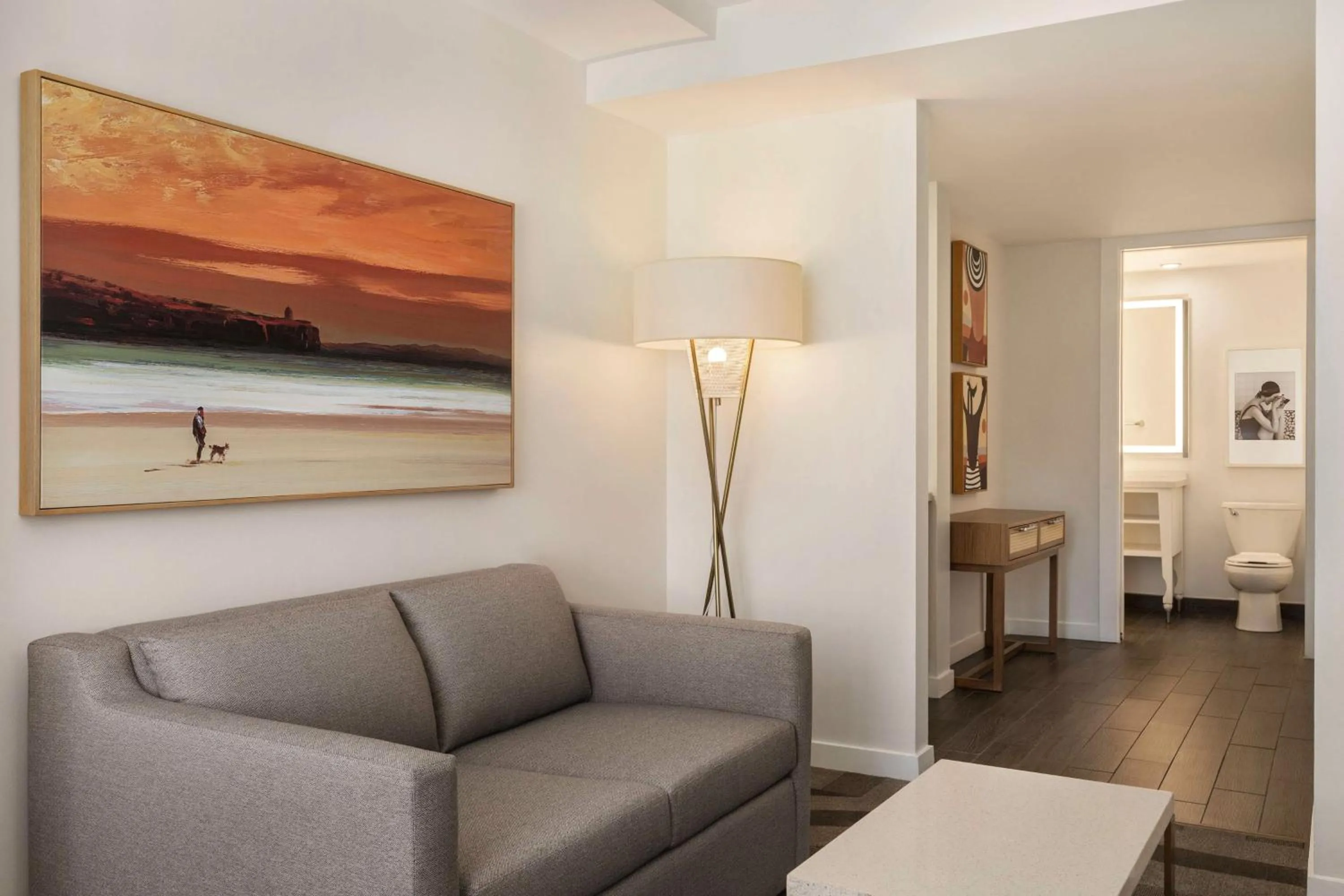 Living room in Hilton Cabana Miami Beach Resort