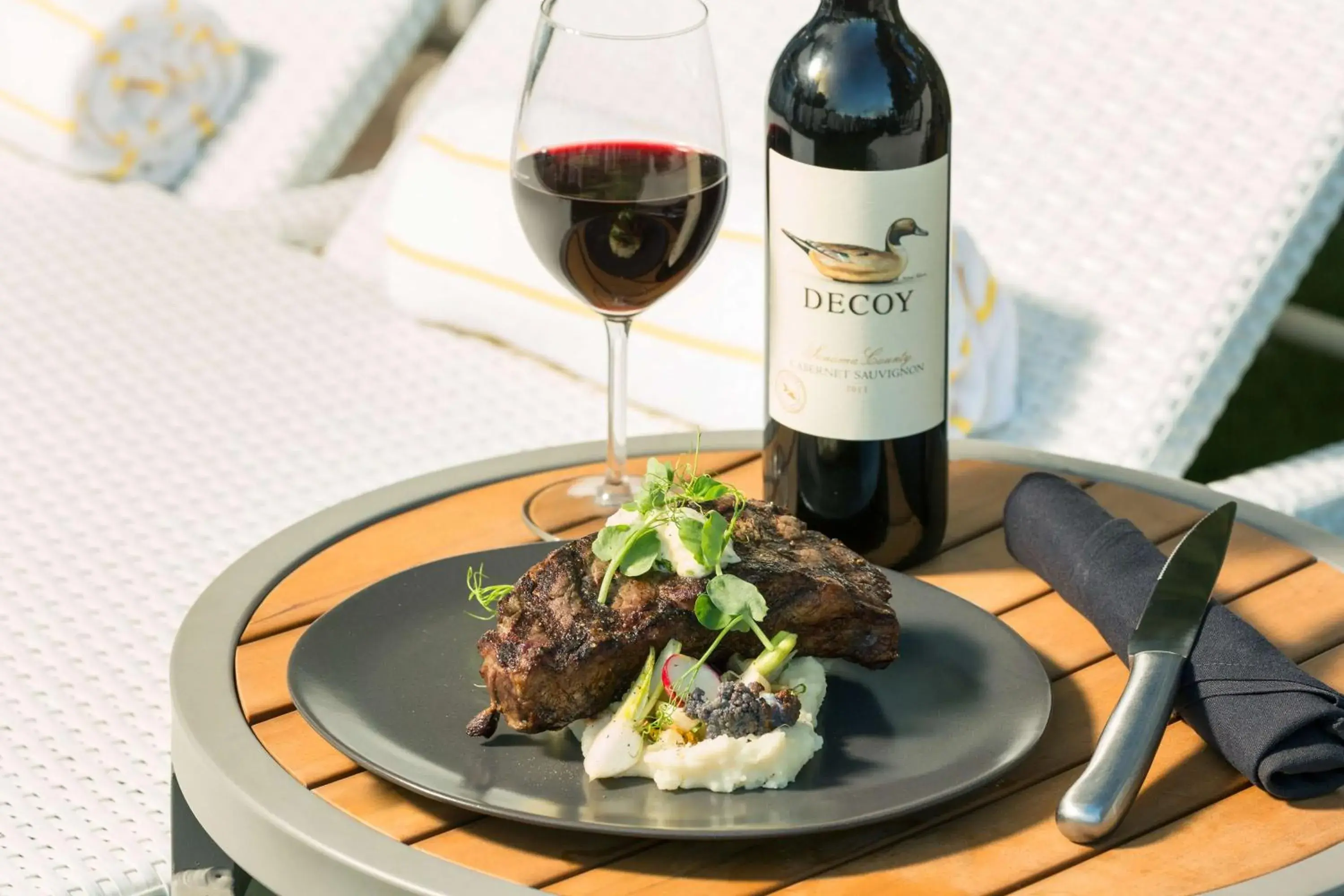 Restaurant/places to eat in Hilton Cabana Miami Beach Resort Restaurant/places to eat in Hilton Cabana Miami Beach Resort