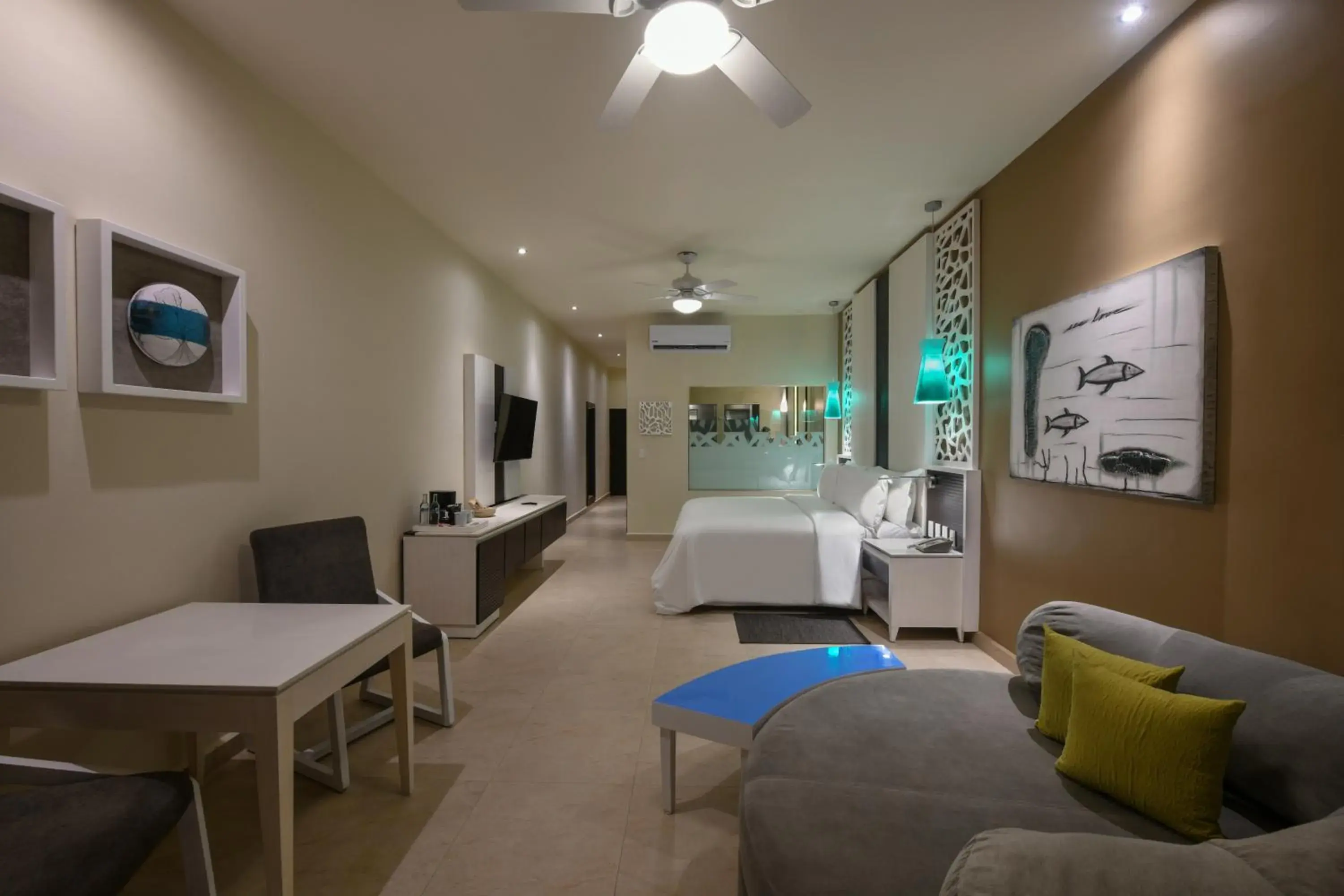 Bed in El Dorado Seaside Suites Oceanfront, Catamarán, Ecoturistic Ranch, All & More Inclusive - Adults Only Bed in El Dorado Seaside Suites Oceanfront, Catamarán, Ecoturistic Ranch, All & More Inclusive - Adults Only