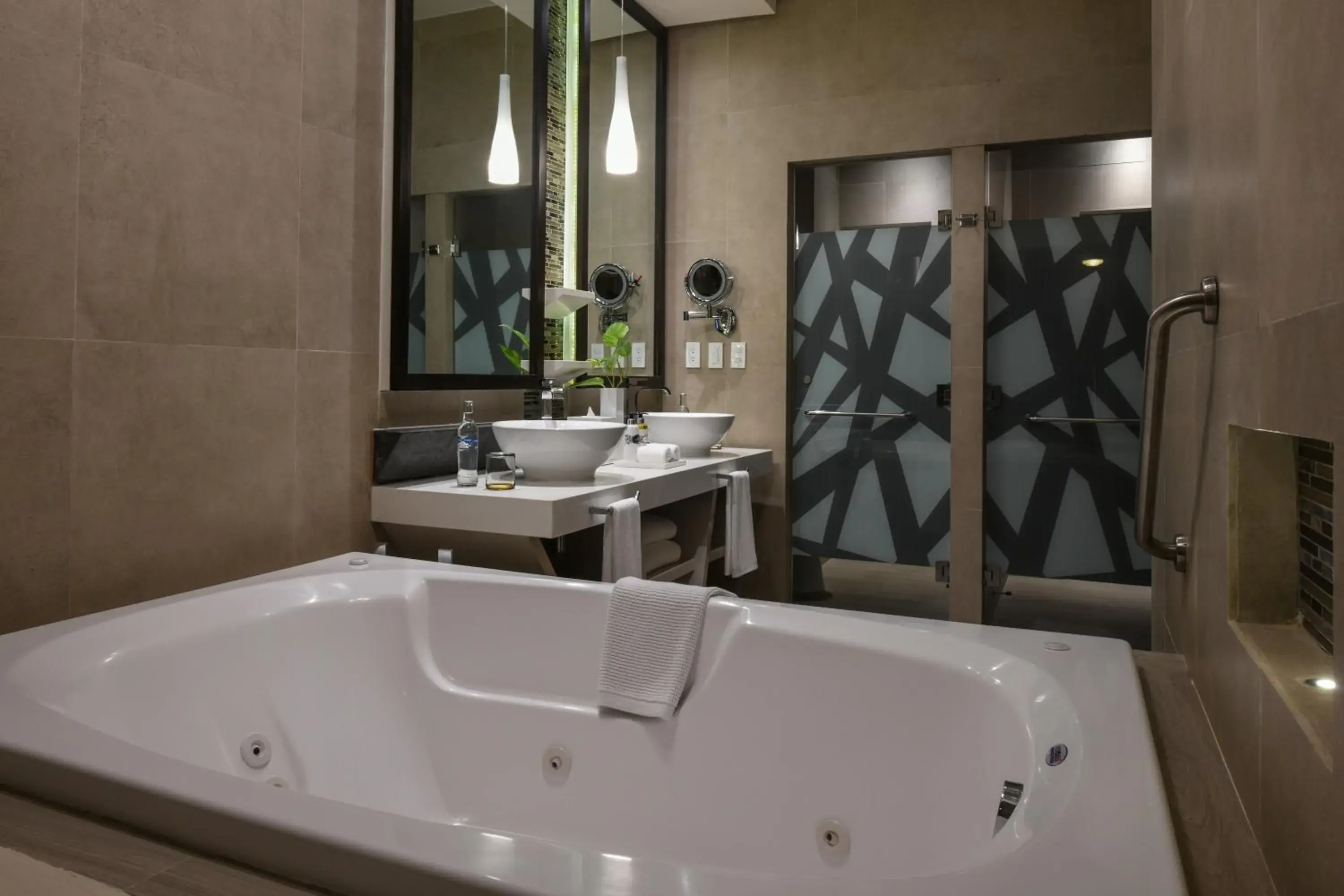 Bathroom in El Dorado Seaside Suites Oceanfront, Catamarán, Ecoturistic Ranch, All & More Inclusive - Adults Only Bathroom in El Dorado Seaside Suites Oceanfront, Catamarán, Ecoturistic Ranch, All & More Inclusive - Adults Only