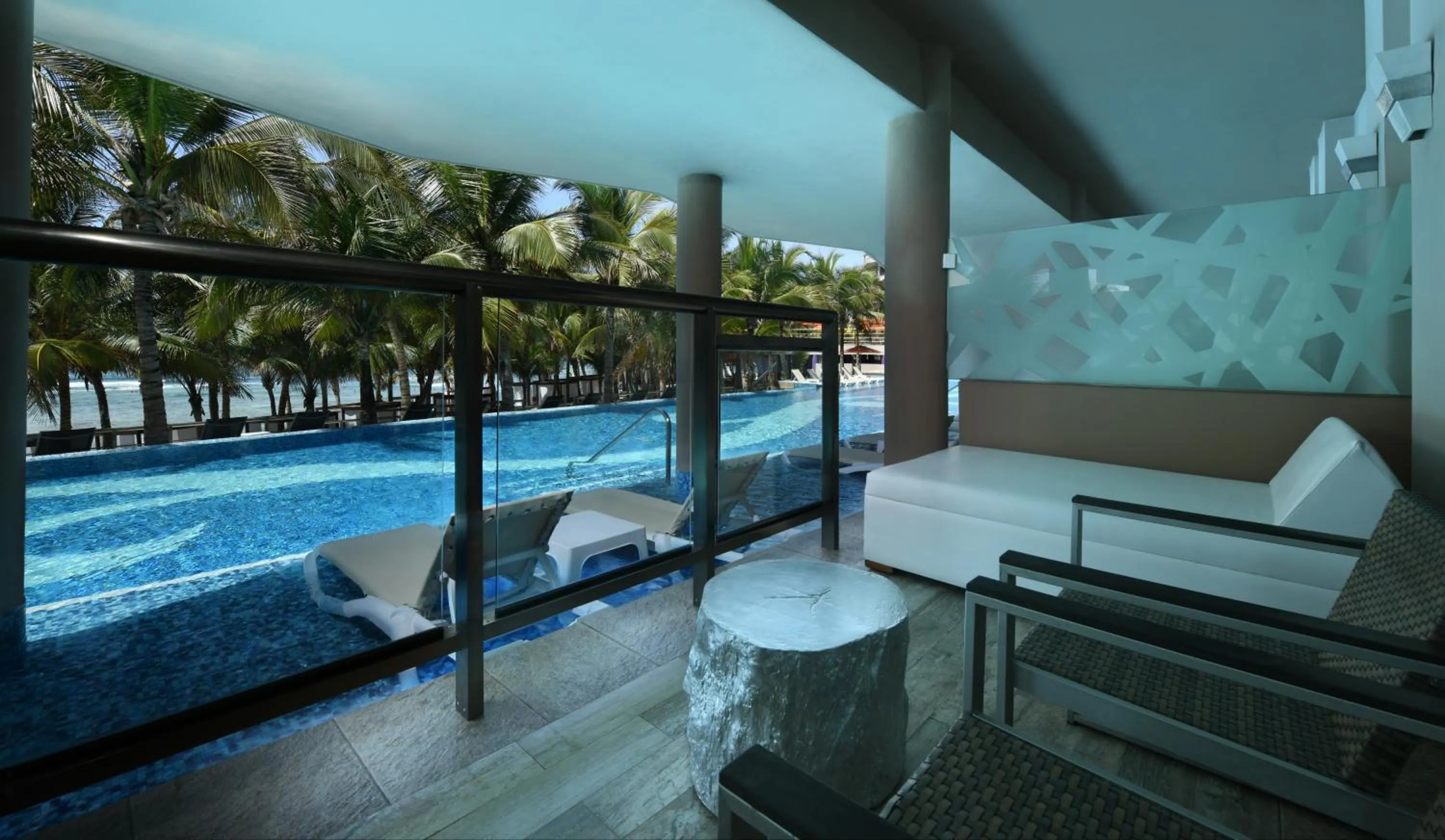 Balcony/Terrace in El Dorado Seaside Suites Oceanfront, Catamarán, Ecoturistic Ranch, All & More Inclusive - Adults Only
