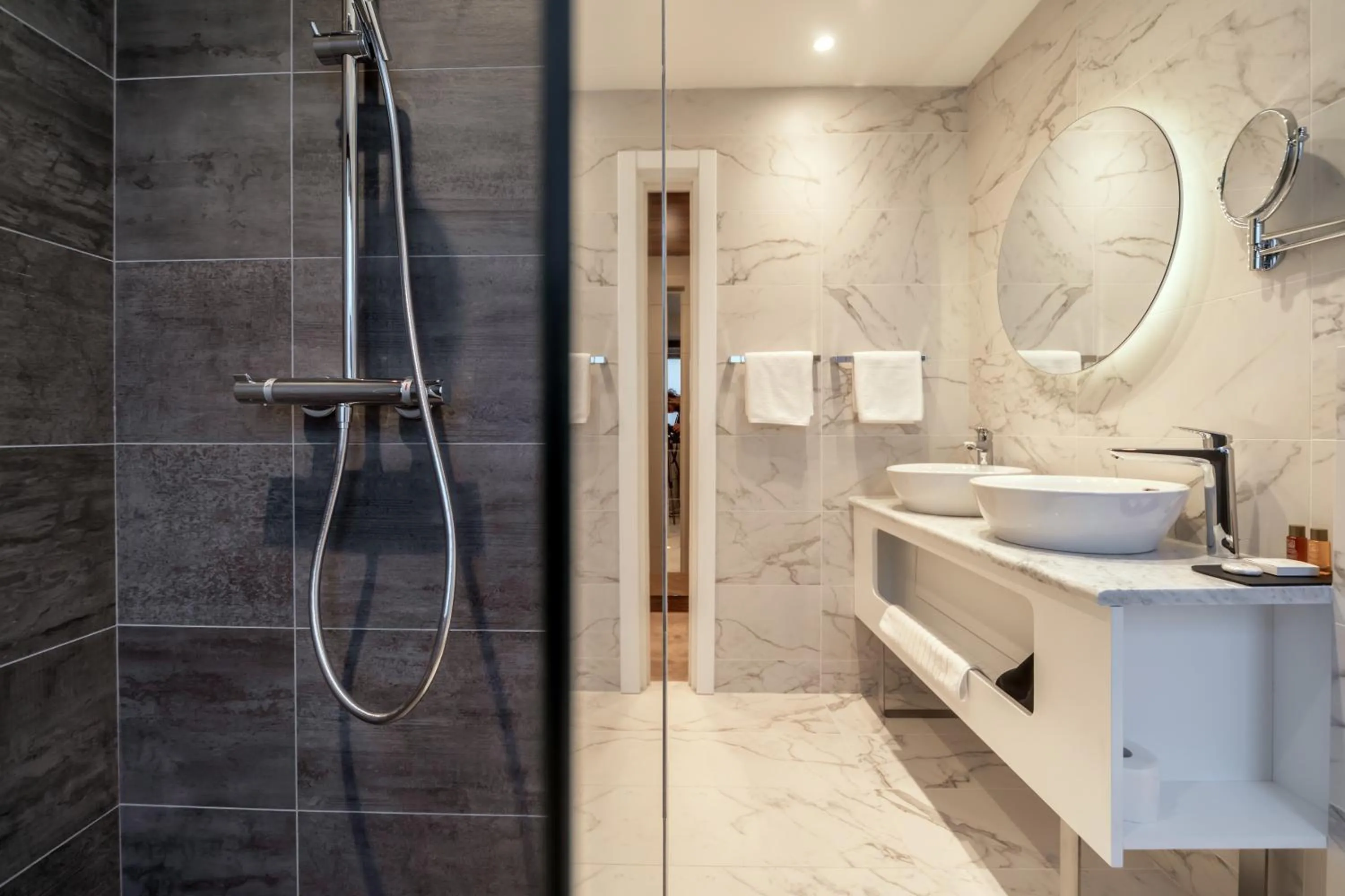 Shower in HOTEL AGAPE