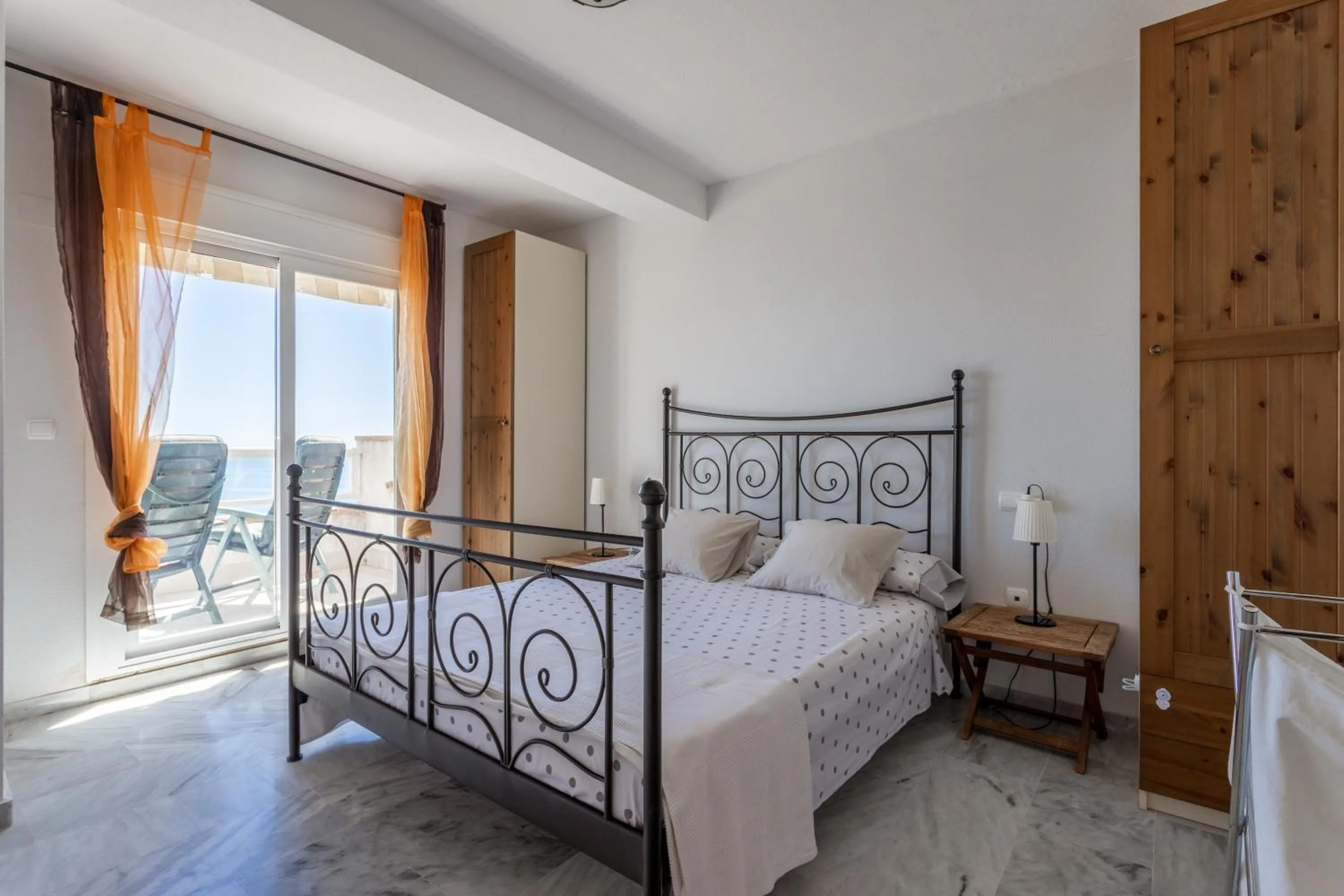 Living room, Bed in Apartamento Brisa de mar