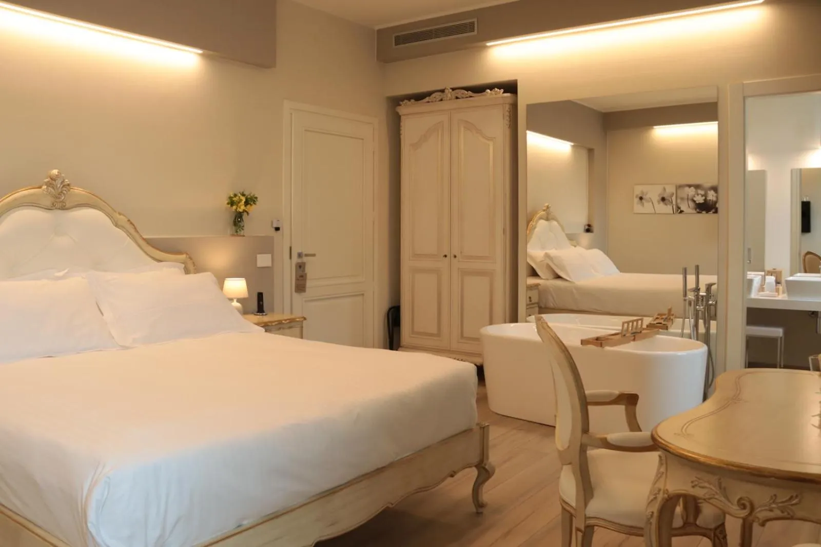 Bath in Villa Nonna Cicci Boutique Hotel - SPA