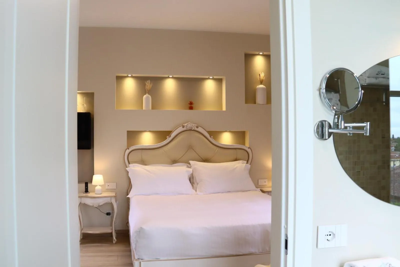 Bed in Villa Nonna Cicci Boutique Hotel - SPA