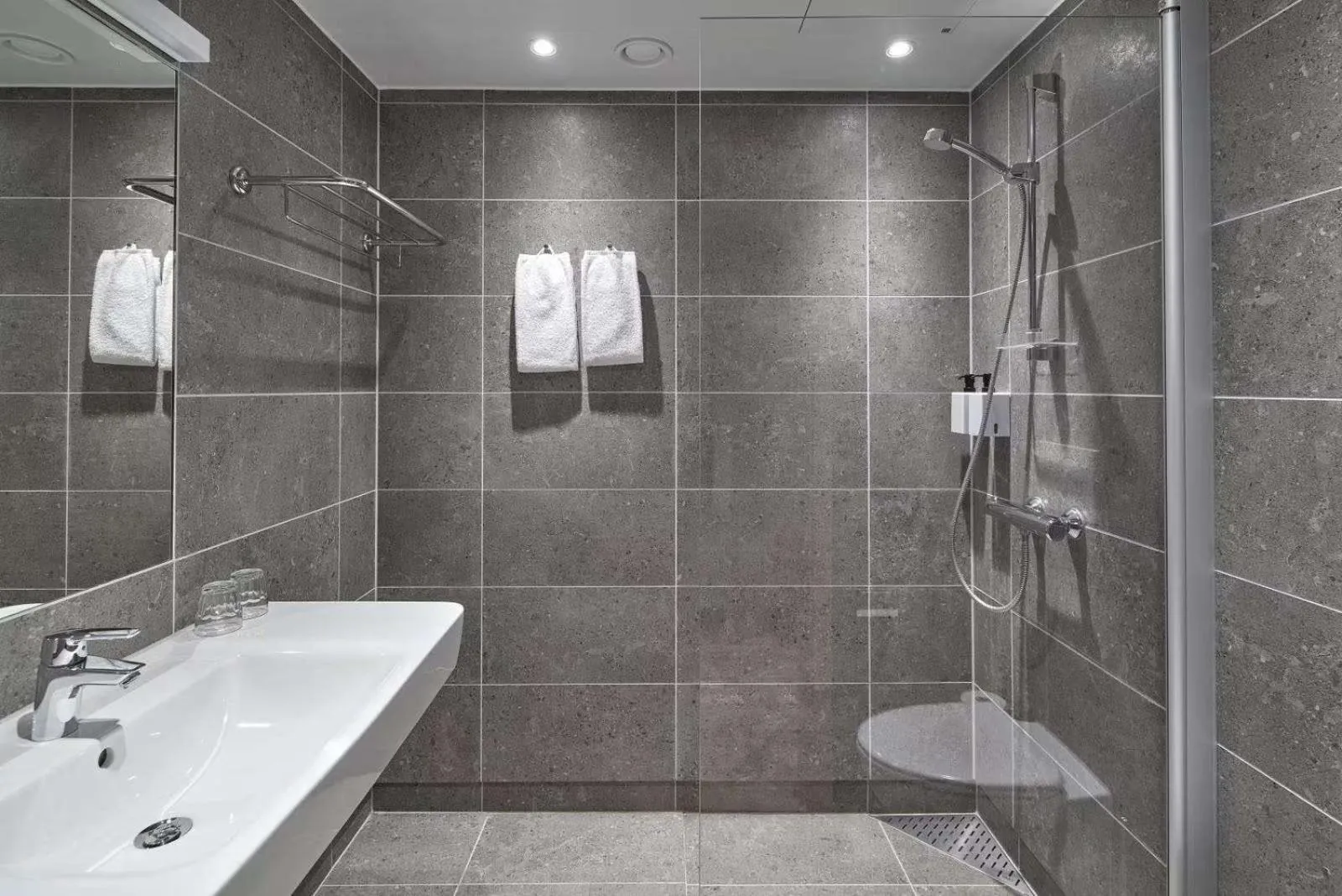 Bathroom in Scandic Kiruna