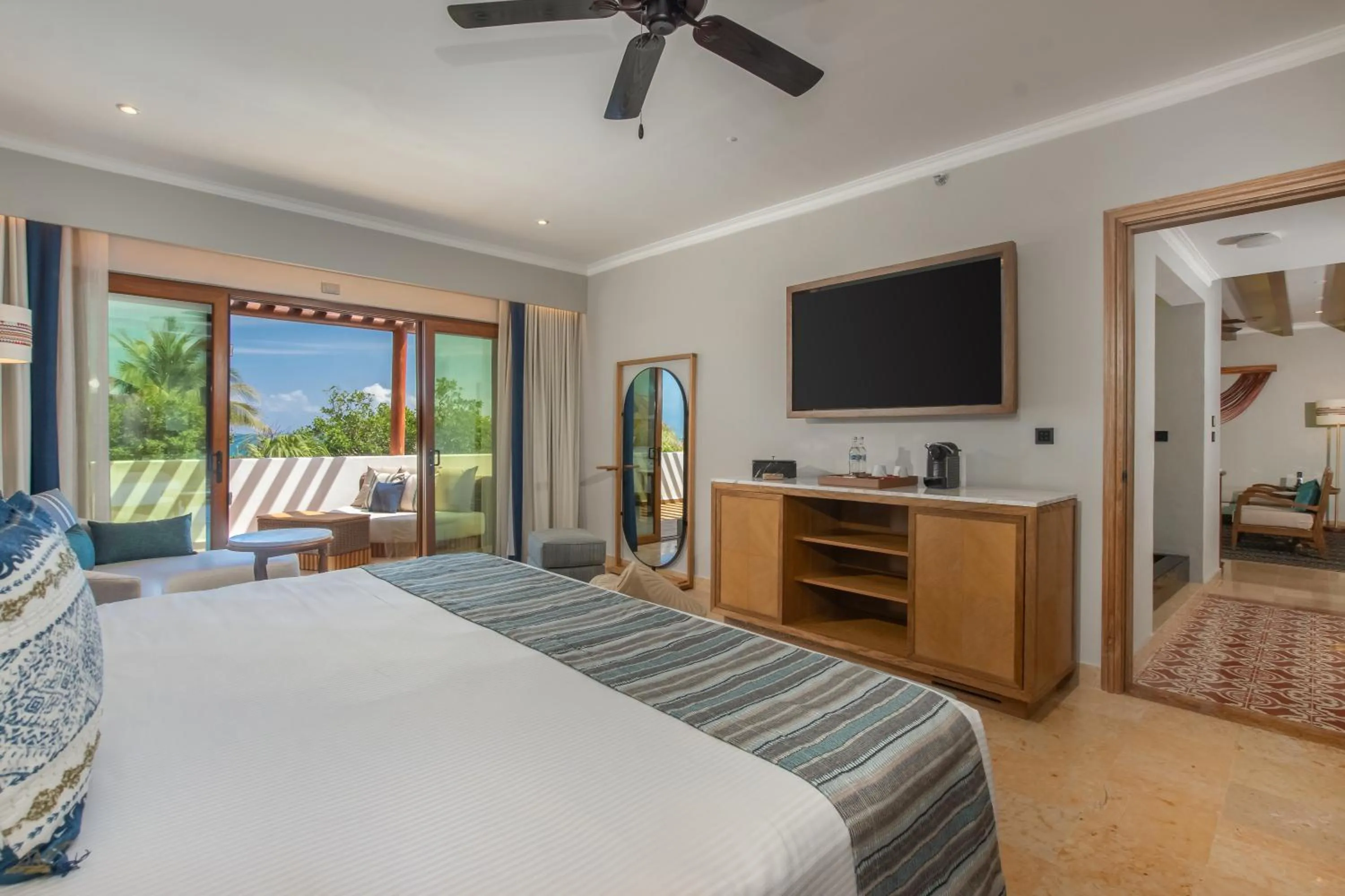 Bed in Valentin Imperial Riviera Maya All Inclusive - Adults Only