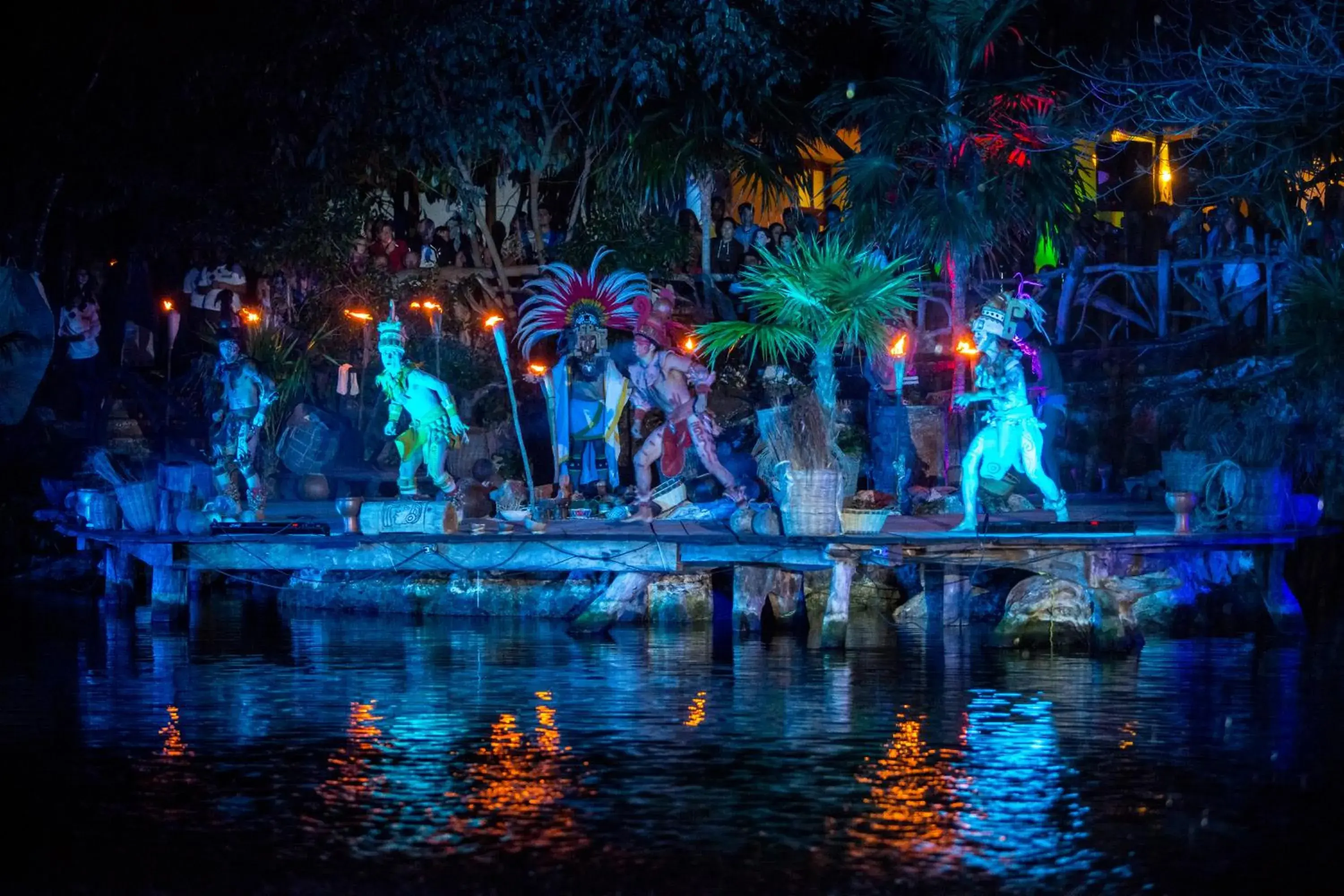 Entertainment in Sandos Caracol Nature Resort & Water Park All Inclusive Entertainment in Sandos Caracol Nature Resort & Water Park All Inclusive