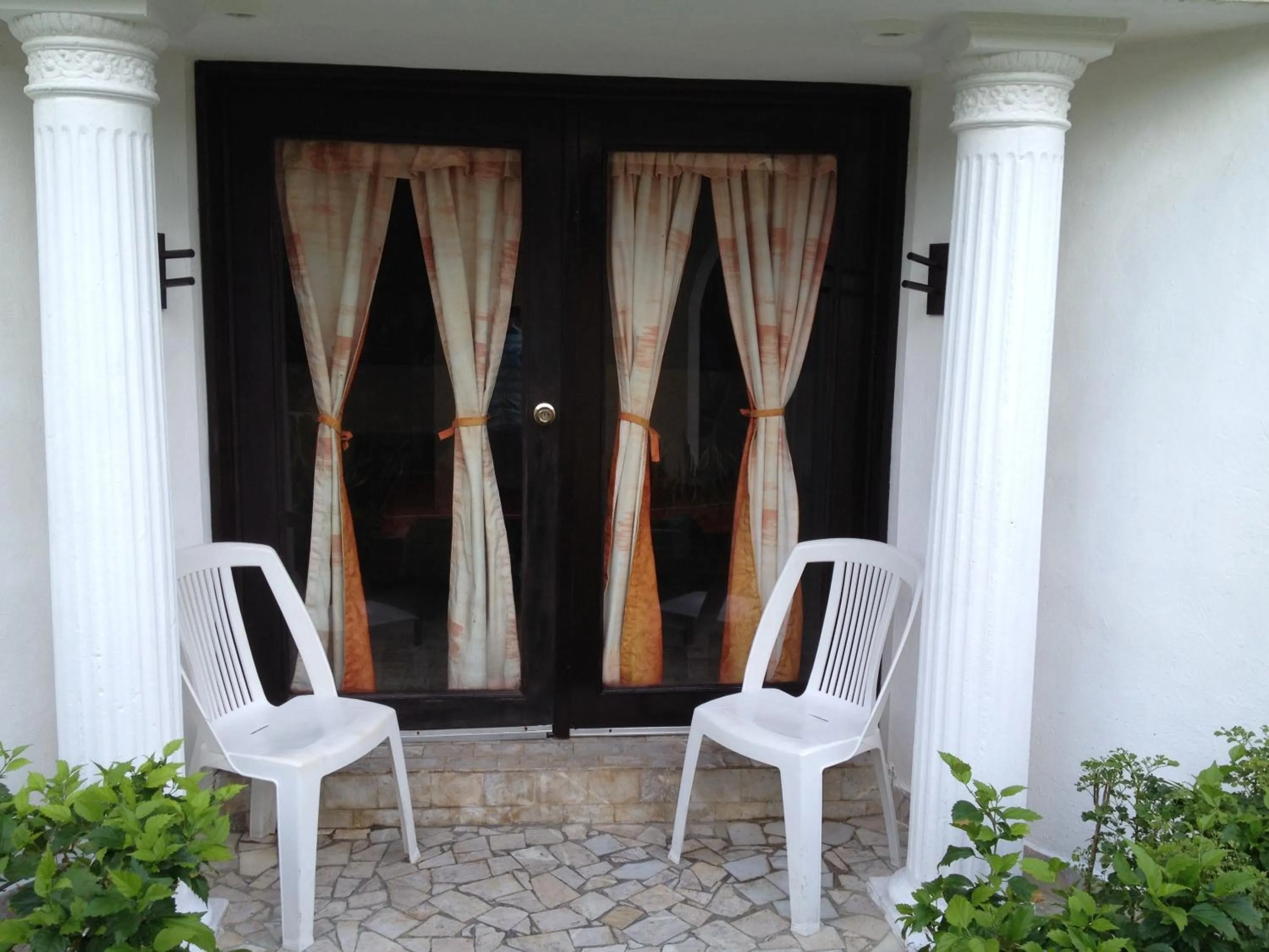 Patio in Villablanca Garden Beach Hotel
