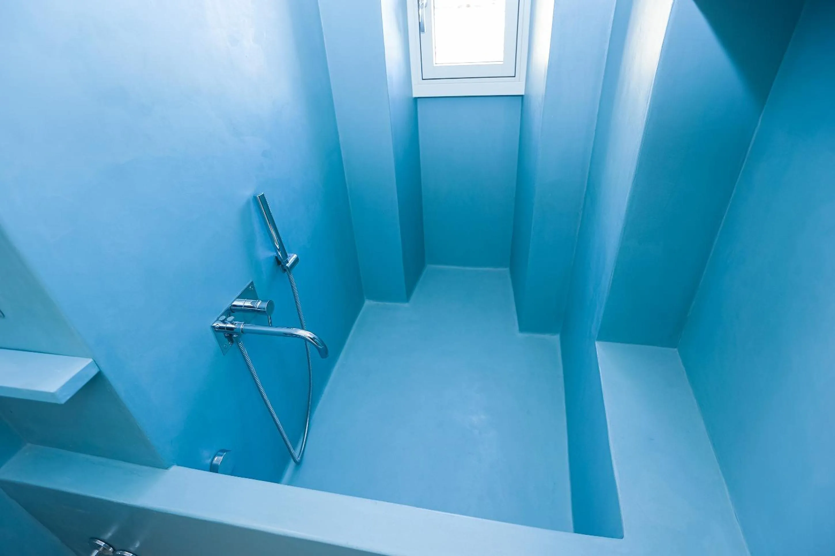 Bathroom in Giulio Cesare Penthouse Rental in Rome