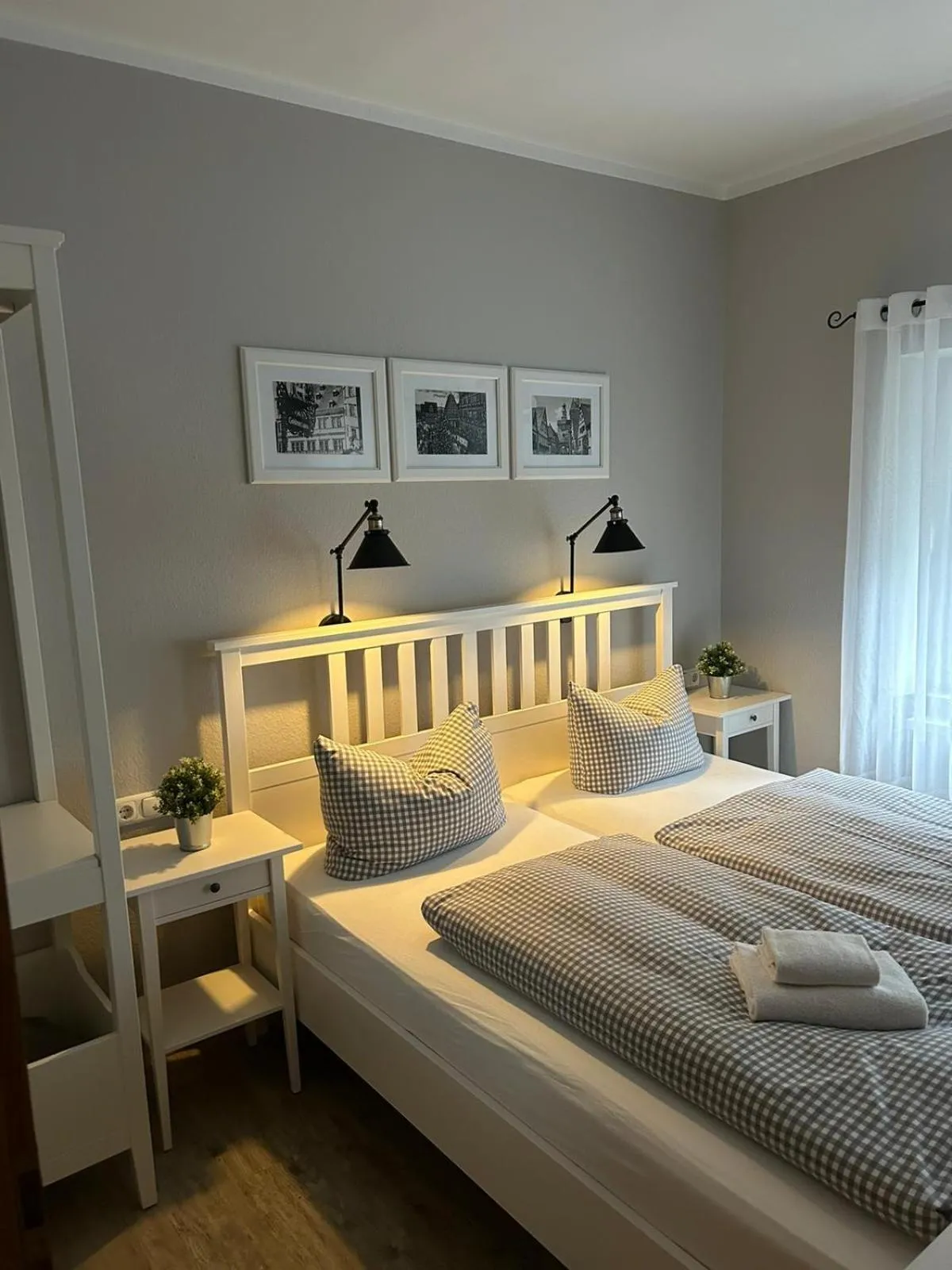 Bed in Gästehaus Goldenes Lamm