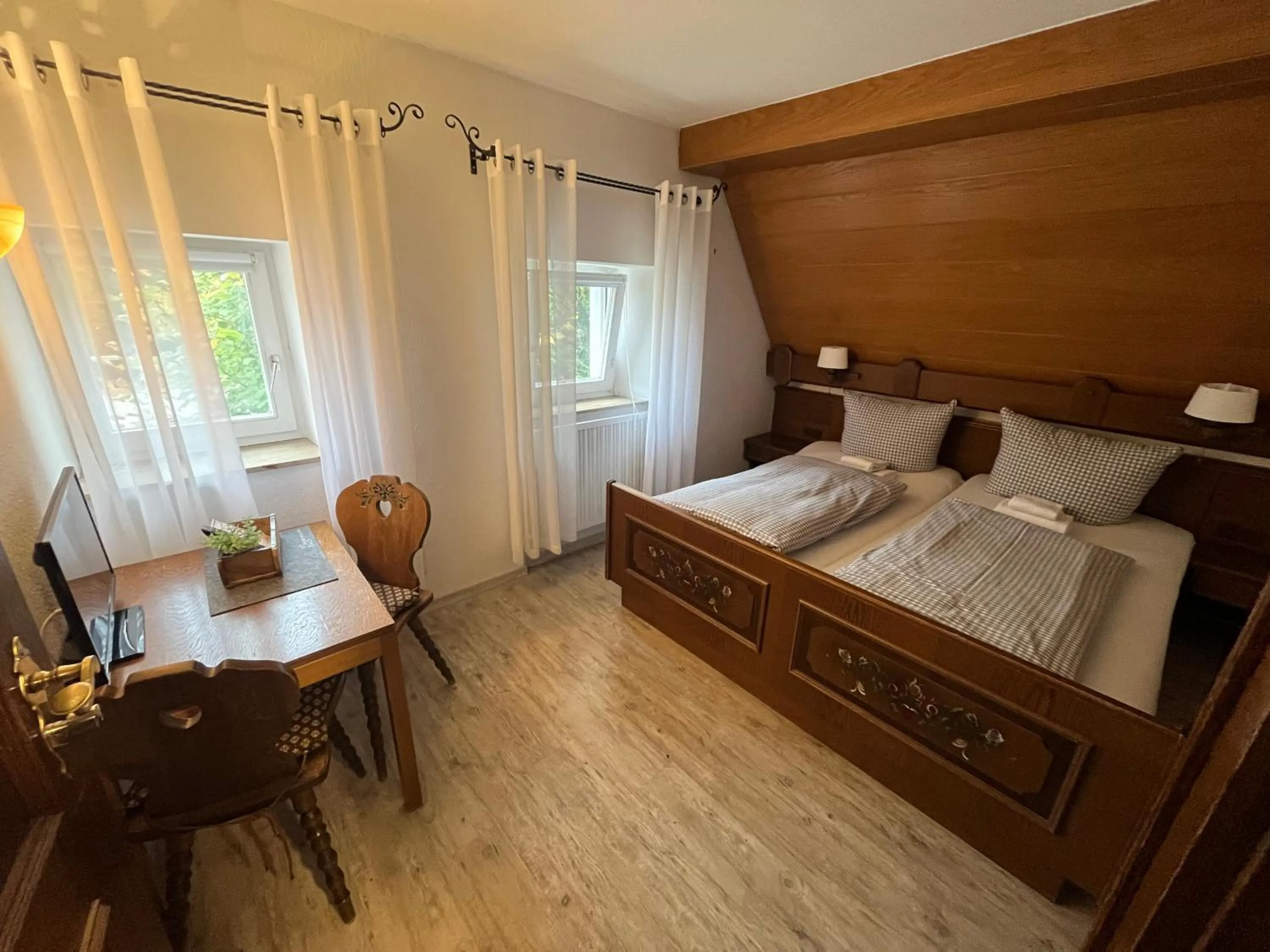 Bed in Gästehaus Goldenes Lamm