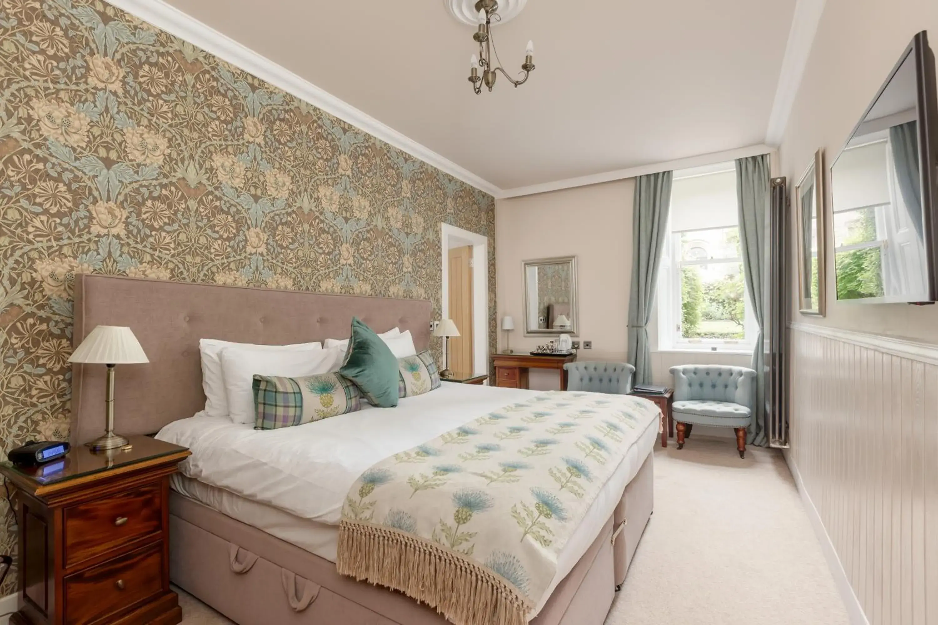 Standard Double or Twin Room - Garden level in Victoria Square & The Orangery Standard Double or Twin Room - Garden level in Victoria Square & The Orangery