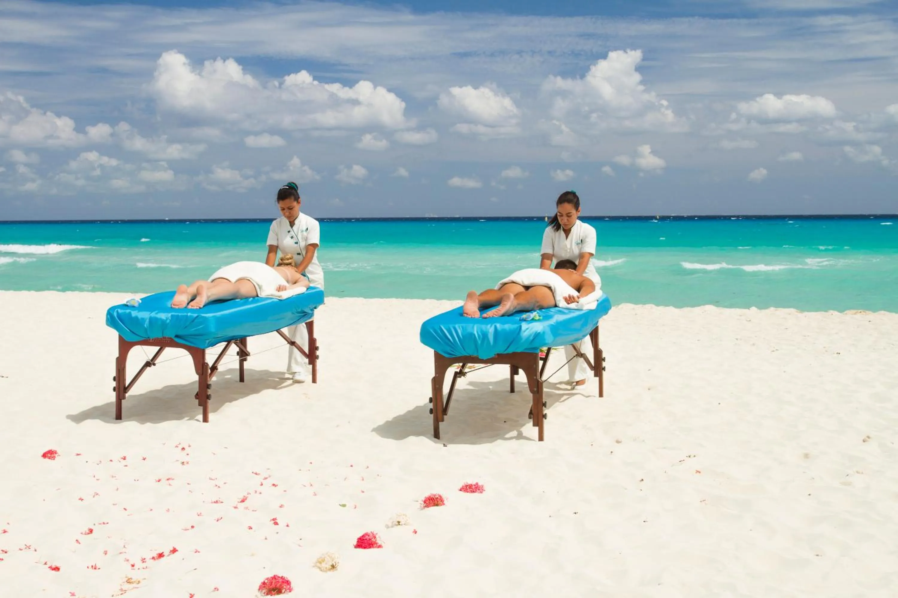 Day in Select Club at Sandos Playacar All Inclusive - Adults Only Area