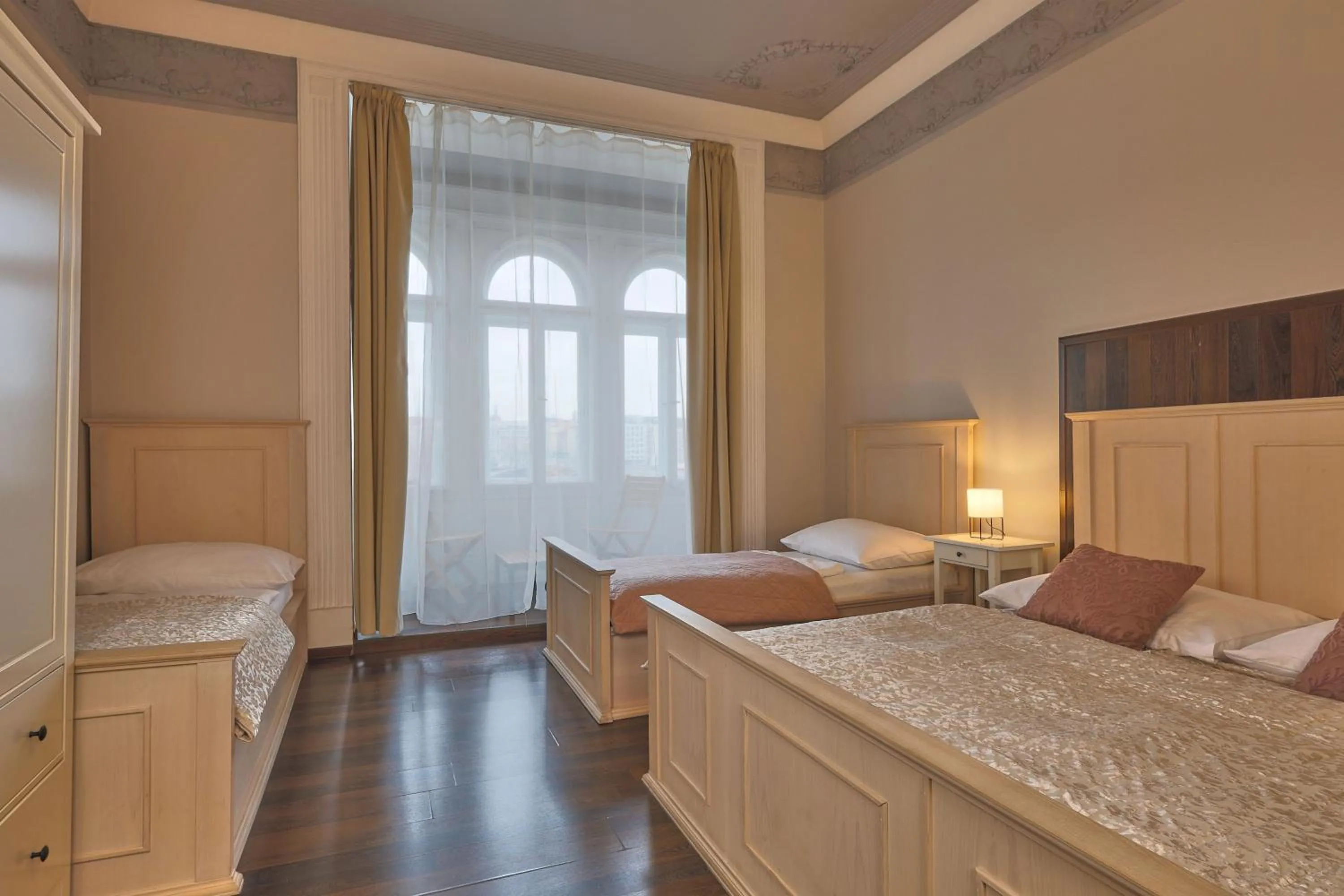 Bed in Janackovo - Riverside Residence