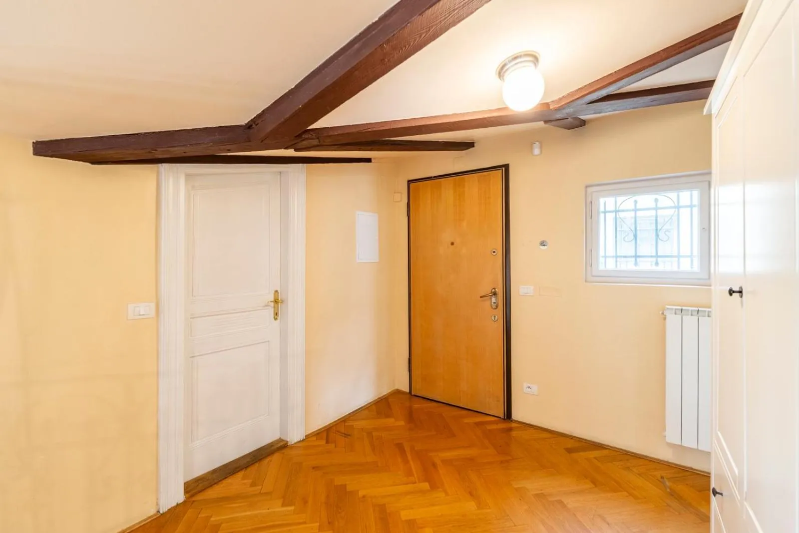 wardrobe in Janackovo - Riverside Residence