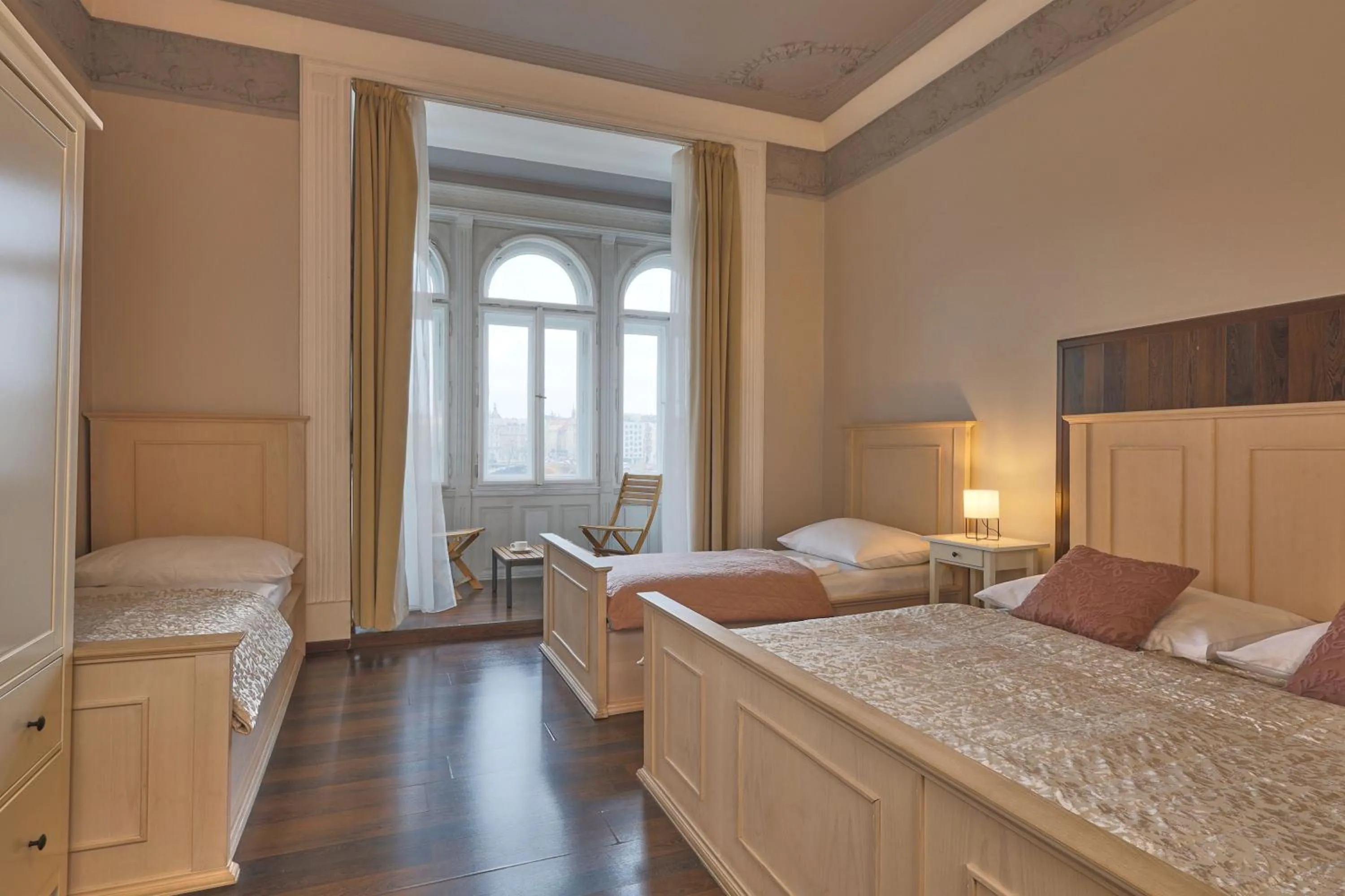 Bed in Janackovo - Riverside Residence