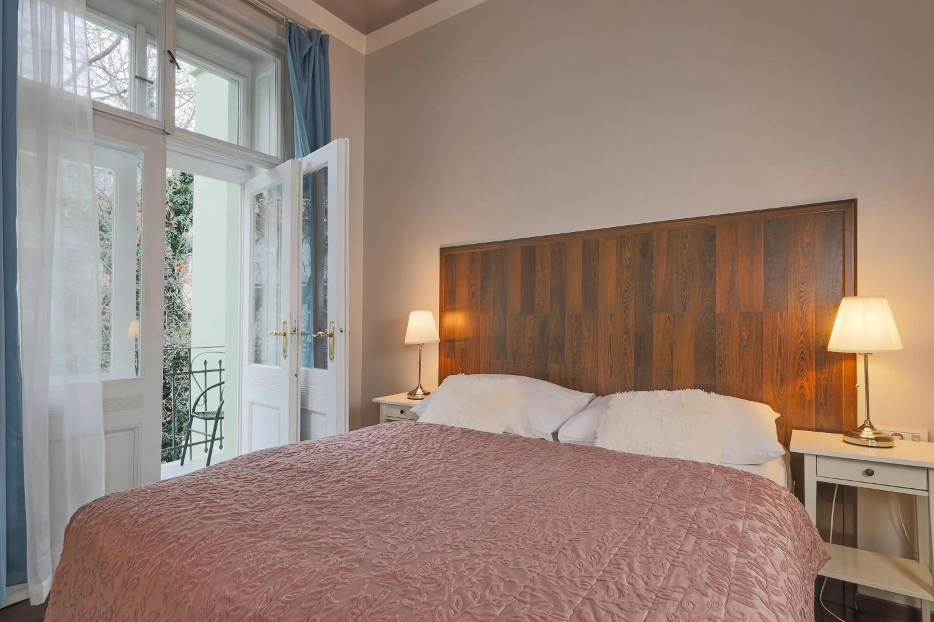 Bed in Janackovo - Riverside Residence