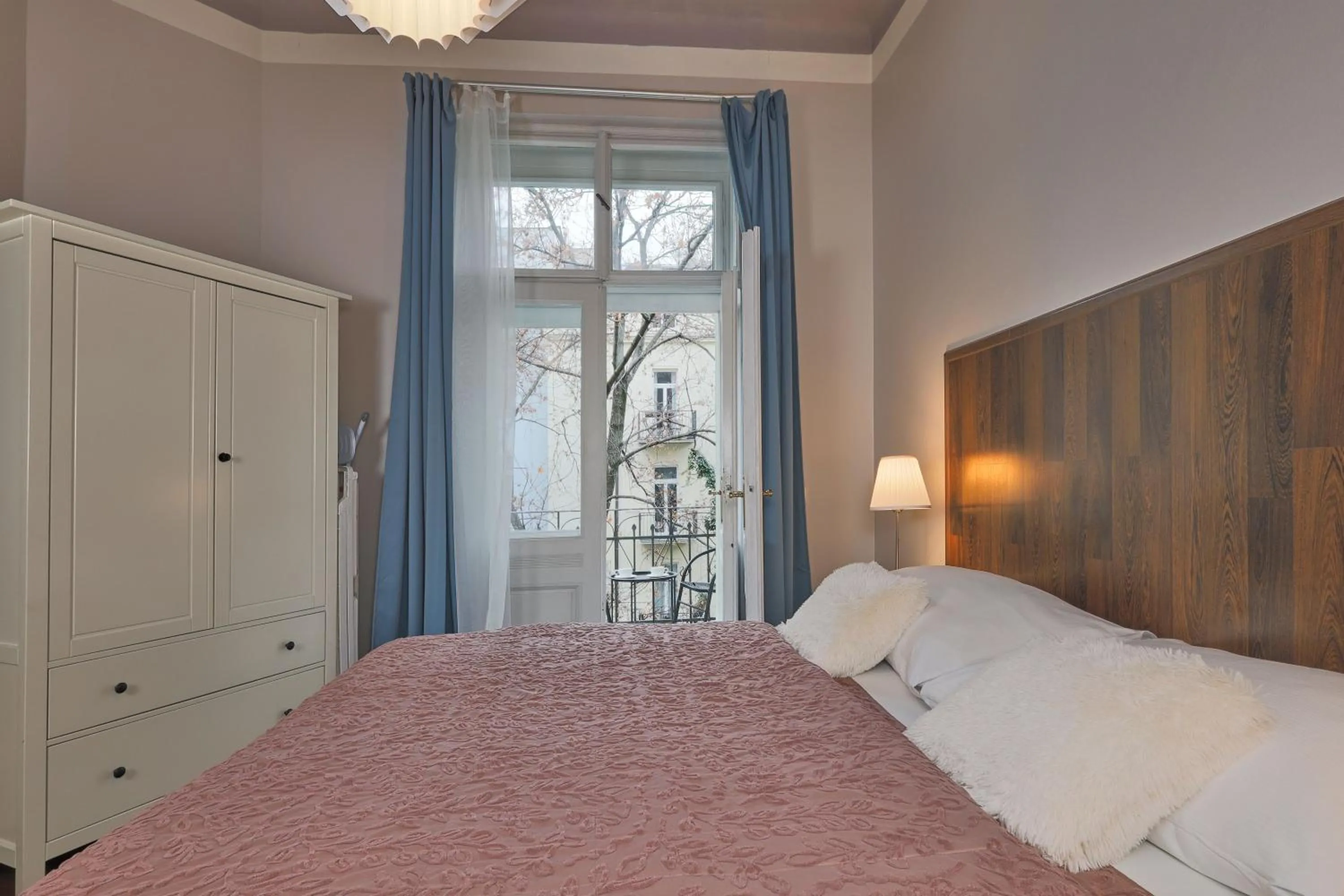Bed in Janackovo - Riverside Residence