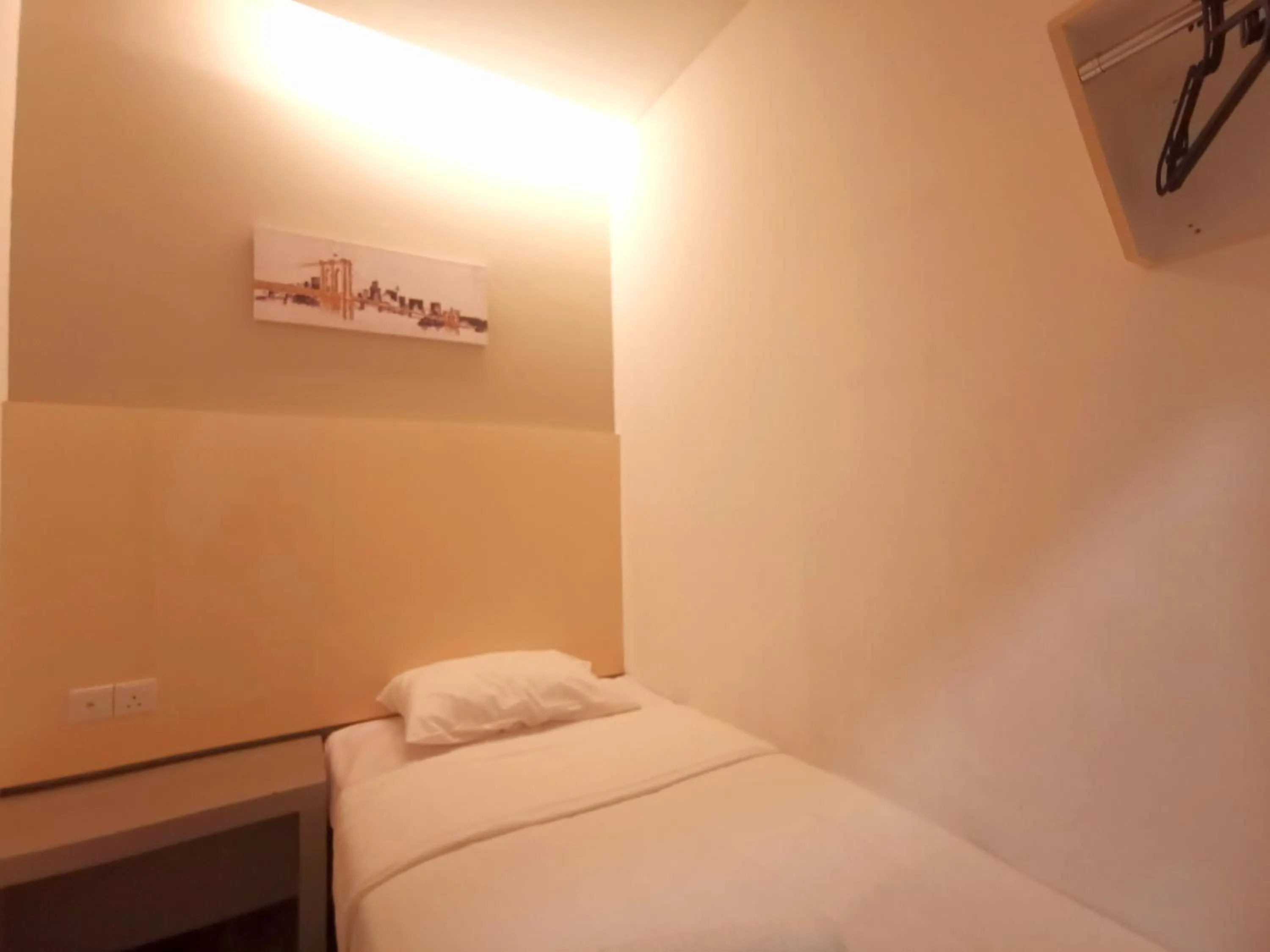 Bed in Maco Inn Austin Heights @Johor Bahru