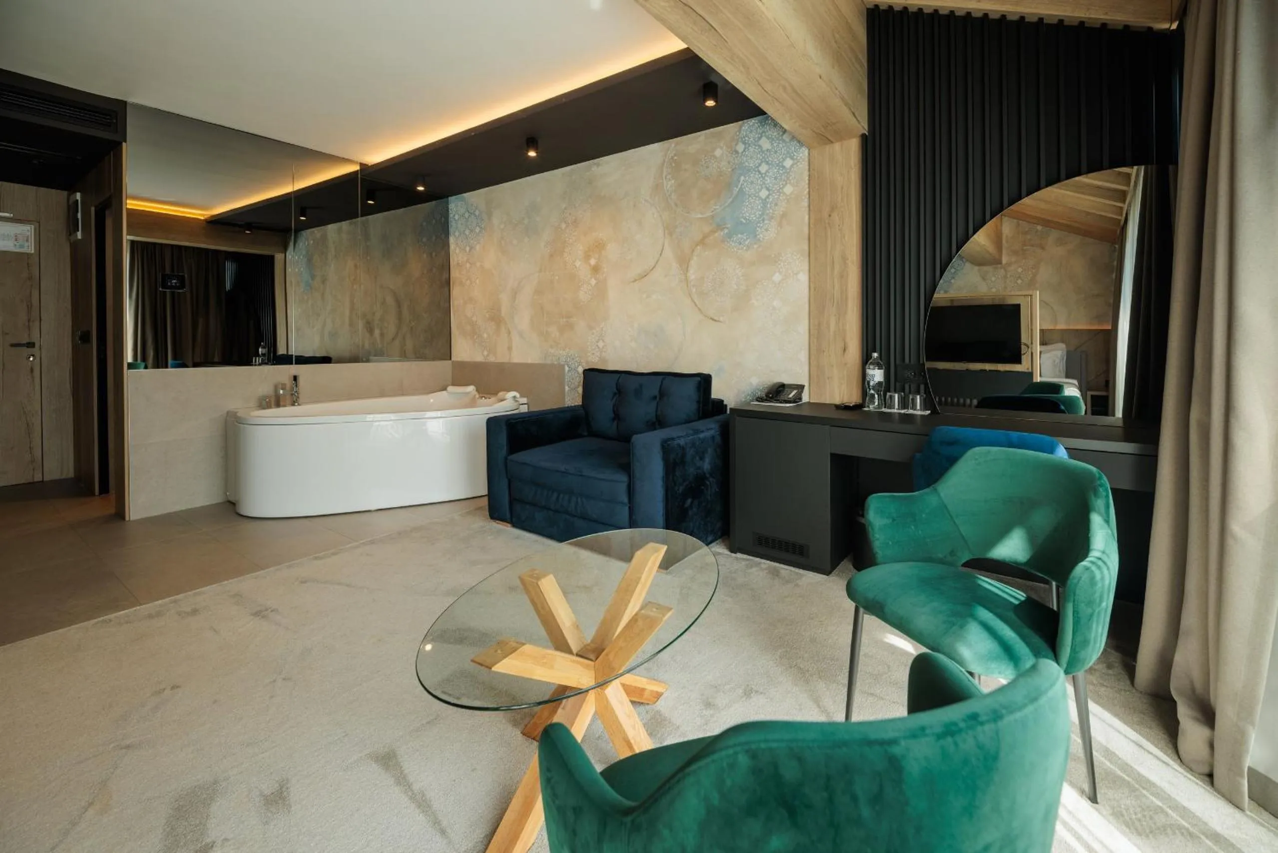 HOTEL ROYAL MOUNTAIN