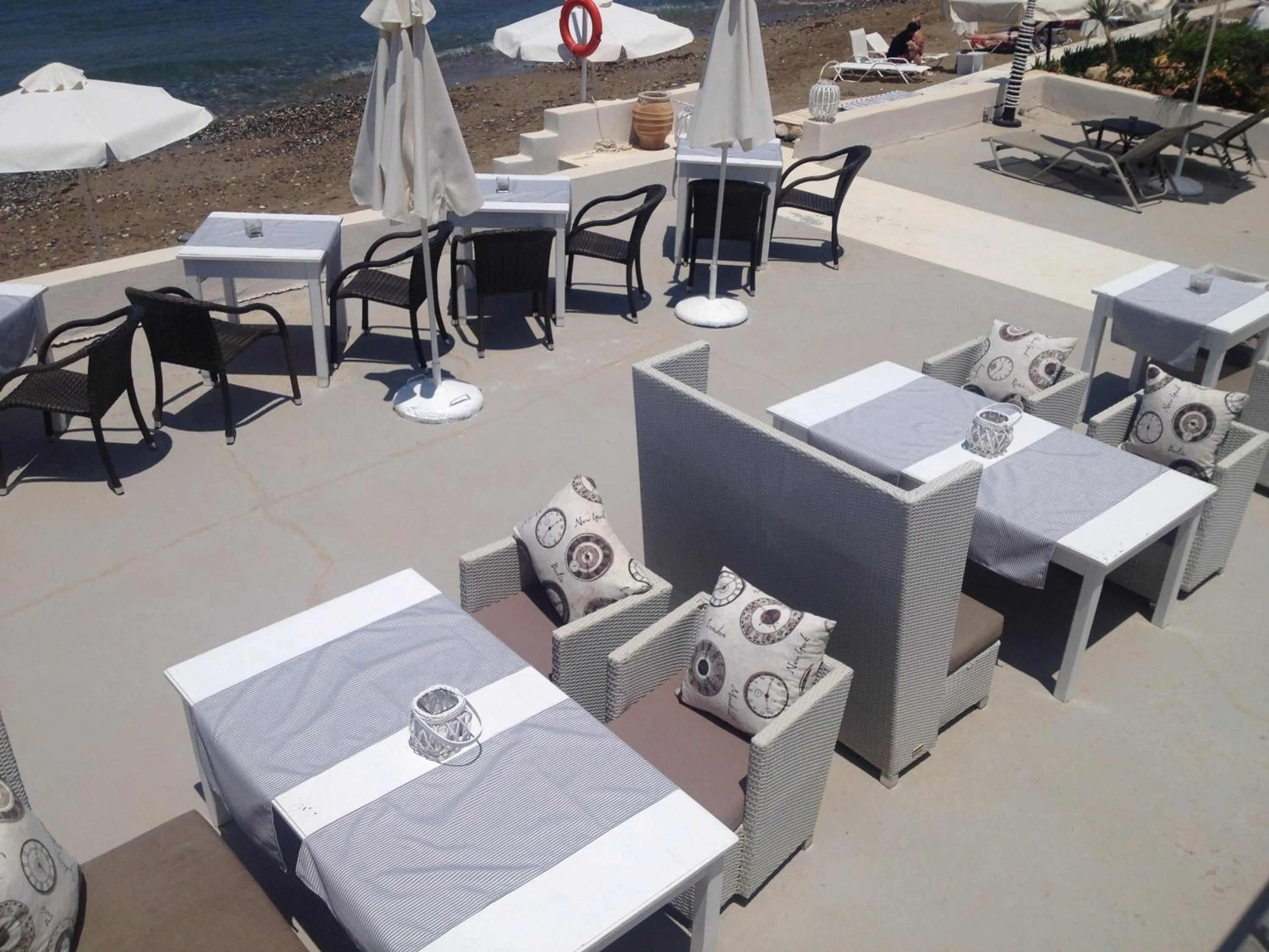 Restaurant/places to eat in Filoxenia Beach Hotel