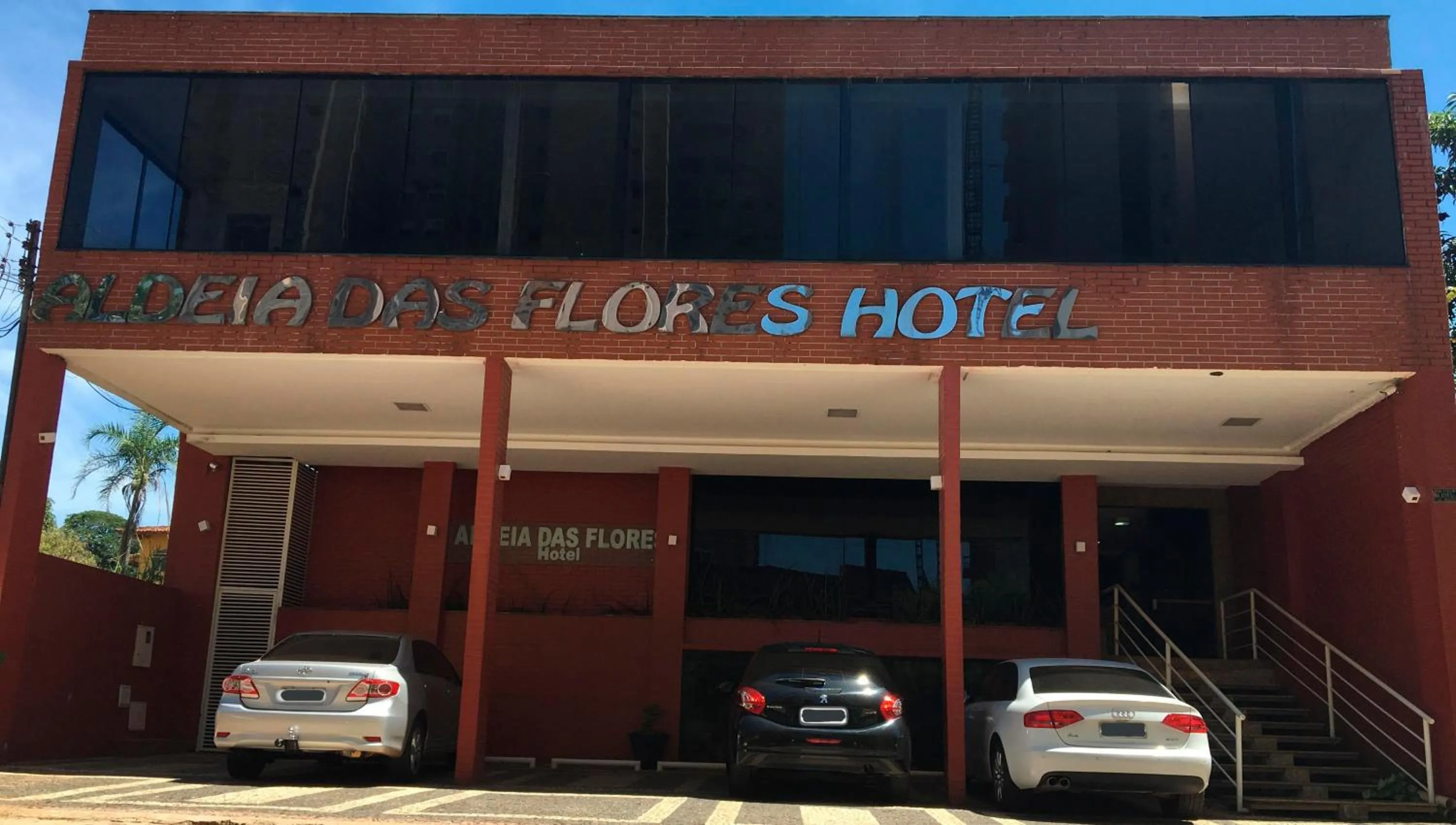 Property building in Aldeia das Flores Hotel