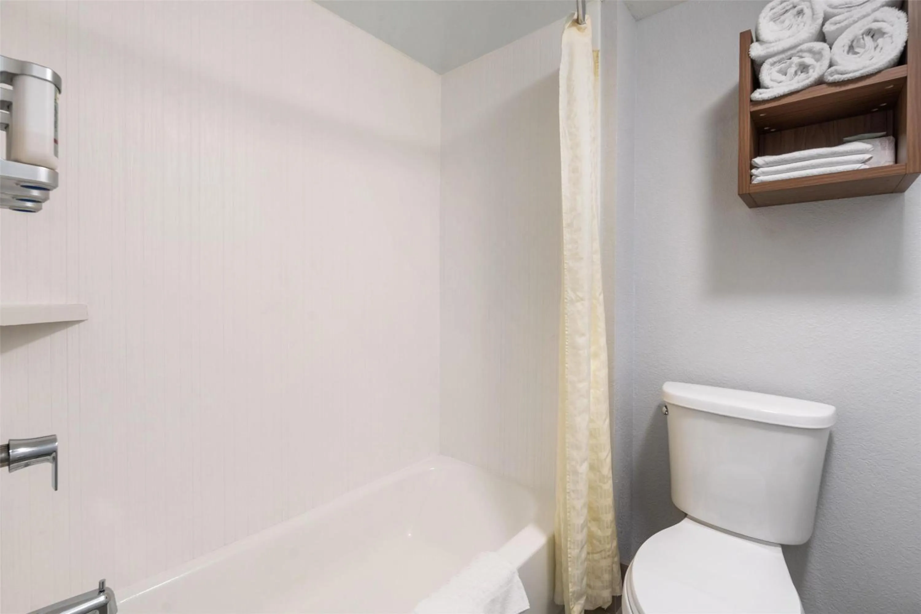 Bathroom in Best Western Desert Winds