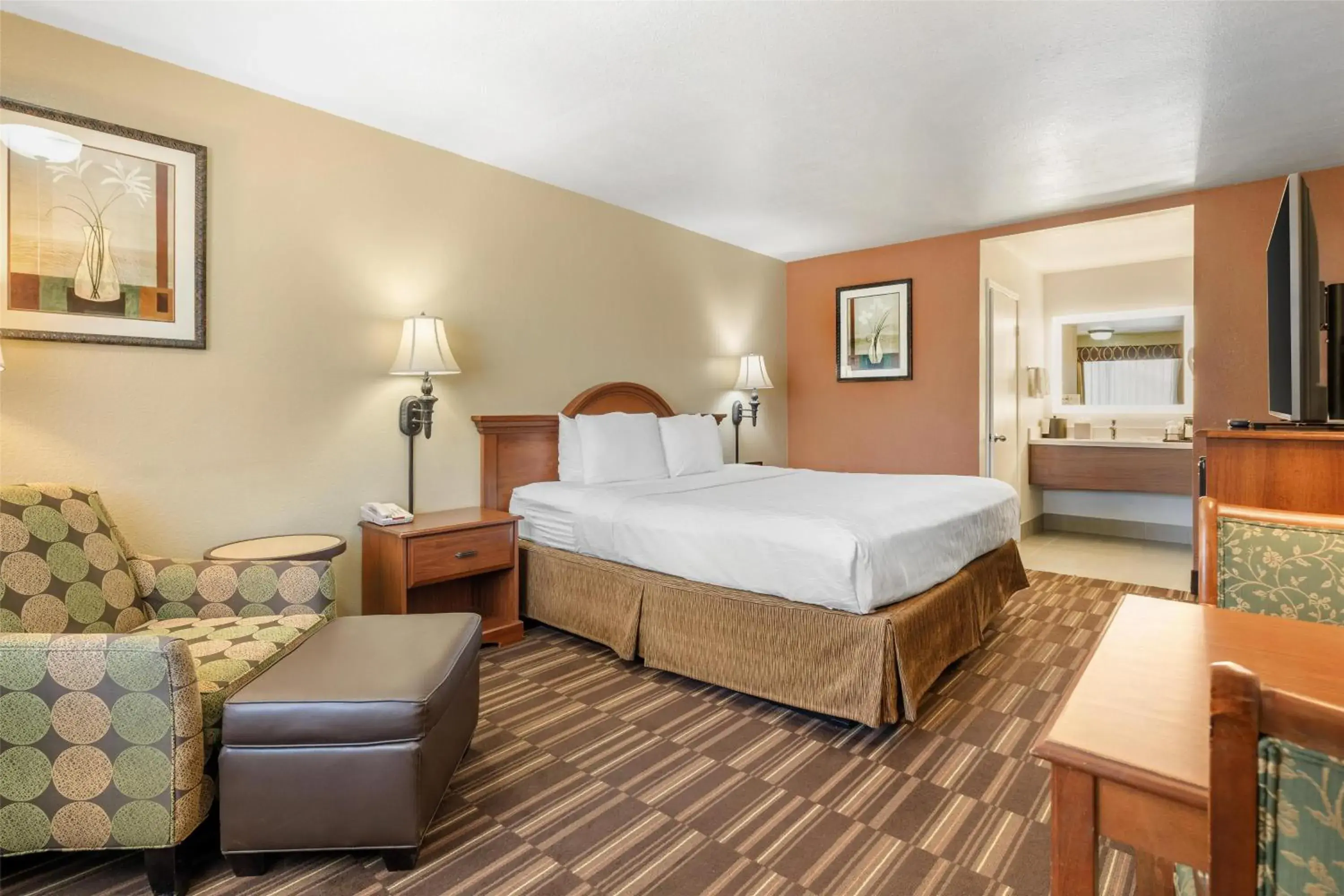 Bedroom, Bed in Best Western Desert Winds Bedroom, Bed in Best Western Desert Winds