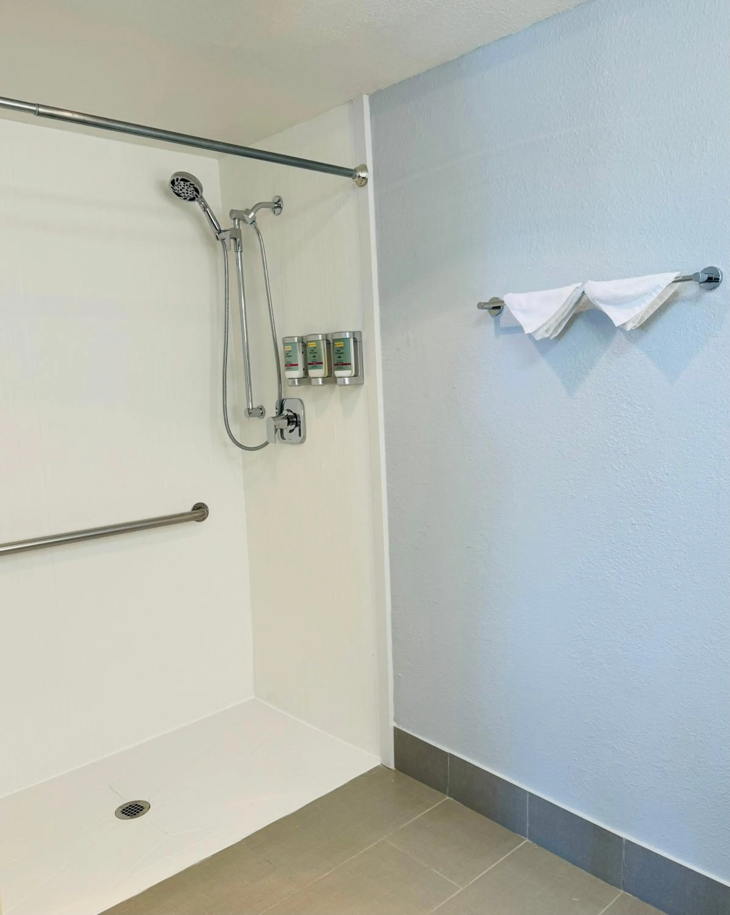 Bathroom in Best Western Desert Winds