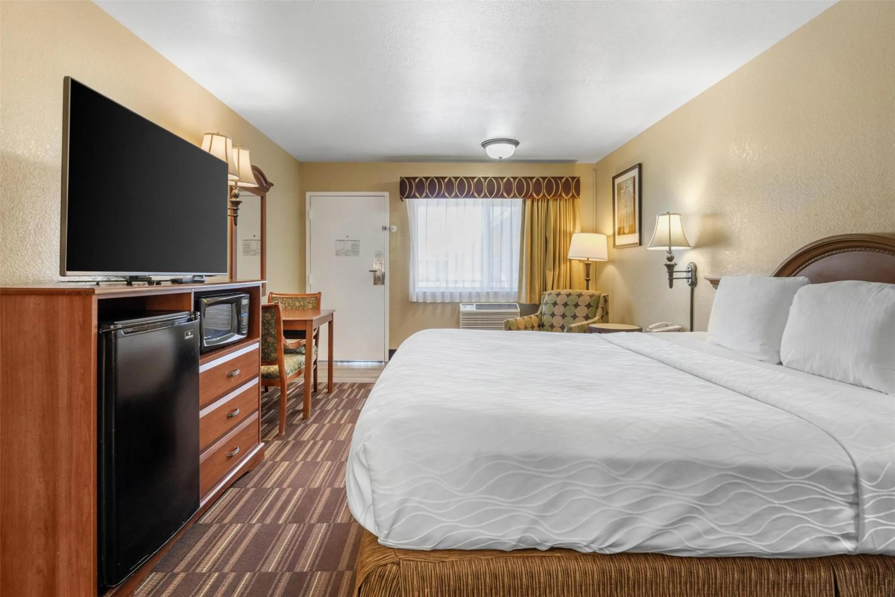 Bedroom, Bed in Best Western Desert Winds