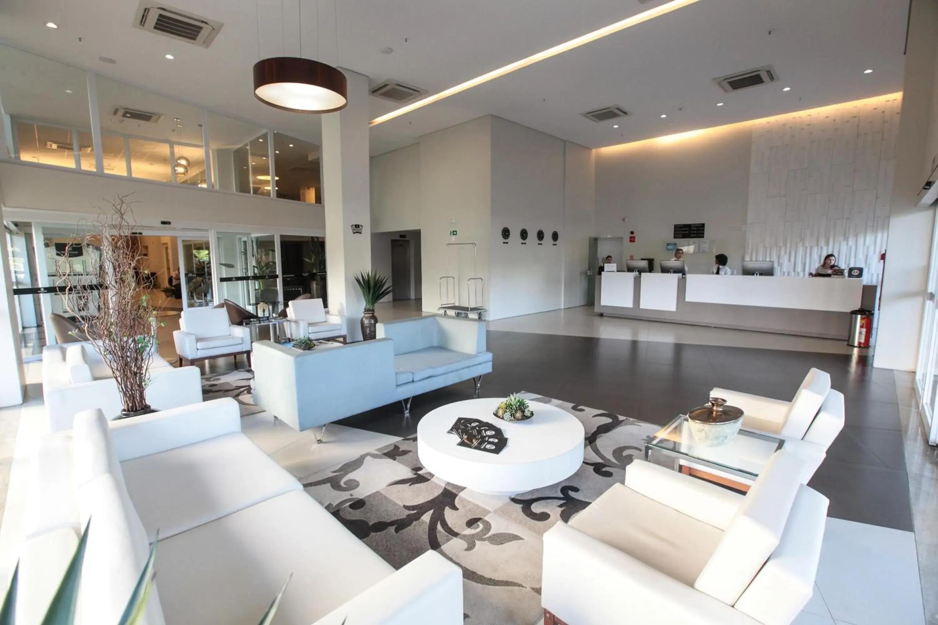 Property building in Delmond Hotel Property building in Delmond Hotel