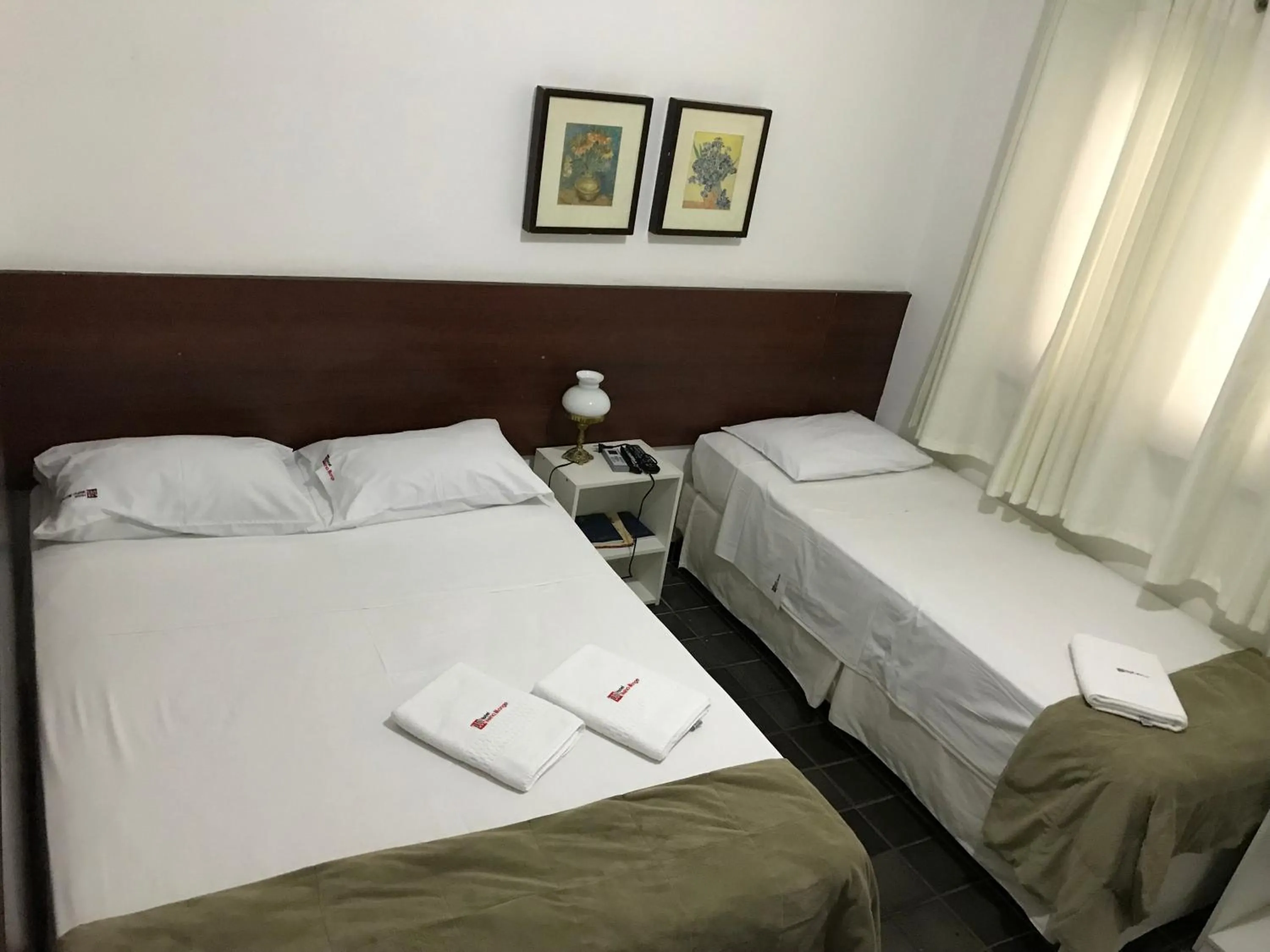 Bed in Hotel Velho Monge