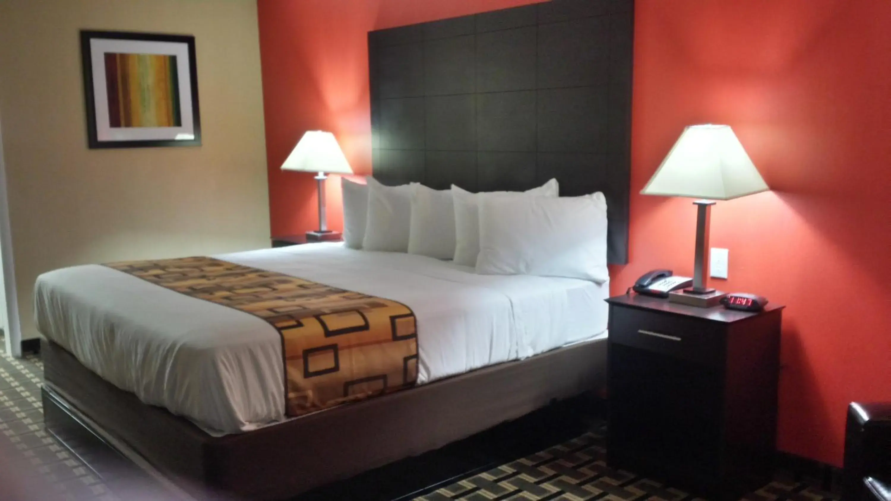 Bed in Days Inn by Wyndham Henryetta Bed in Days Inn by Wyndham Henryetta