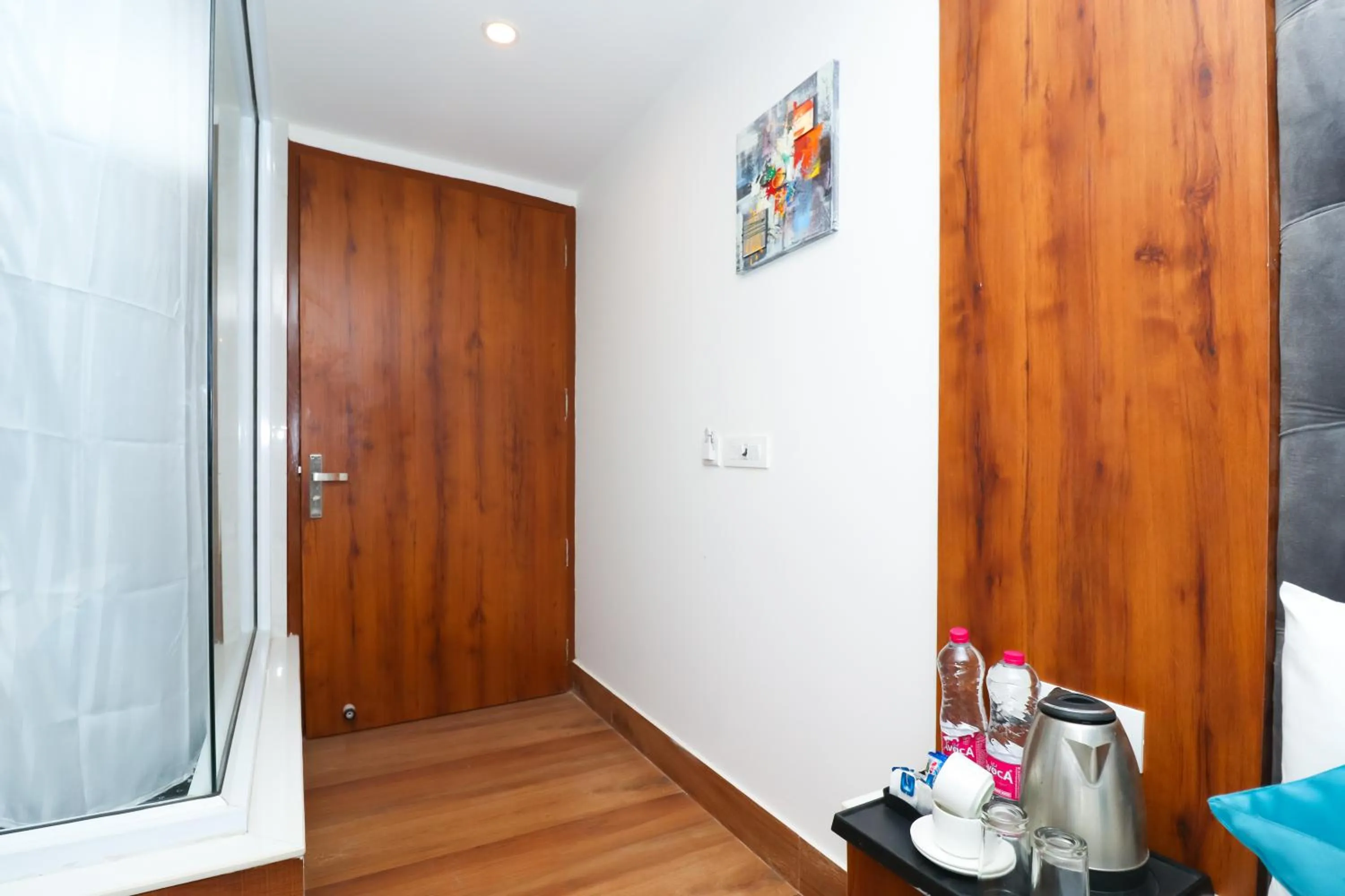 Photo of the whole room in OPO The View, Delhi Airport