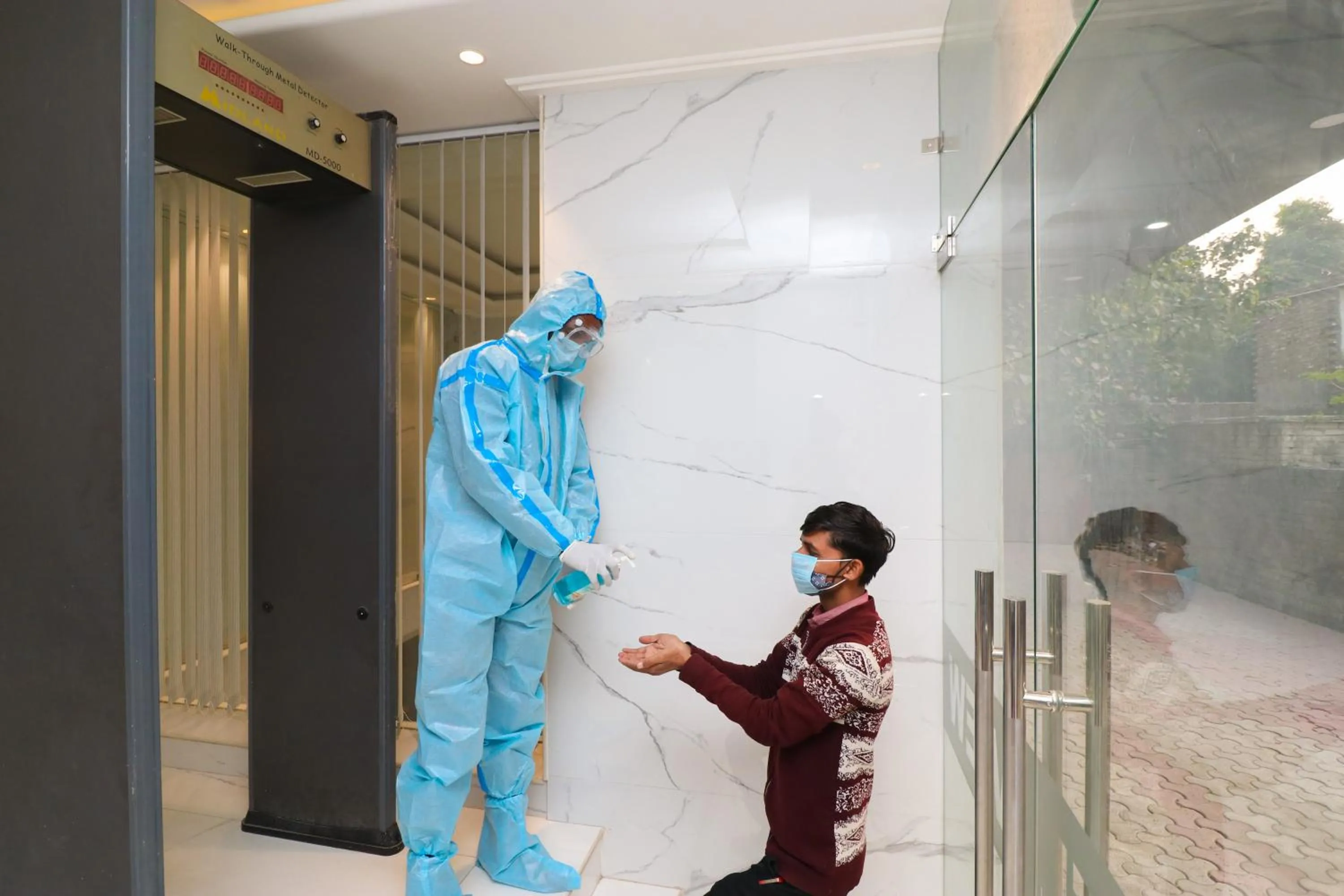 Staff in OPO The View, Delhi Airport