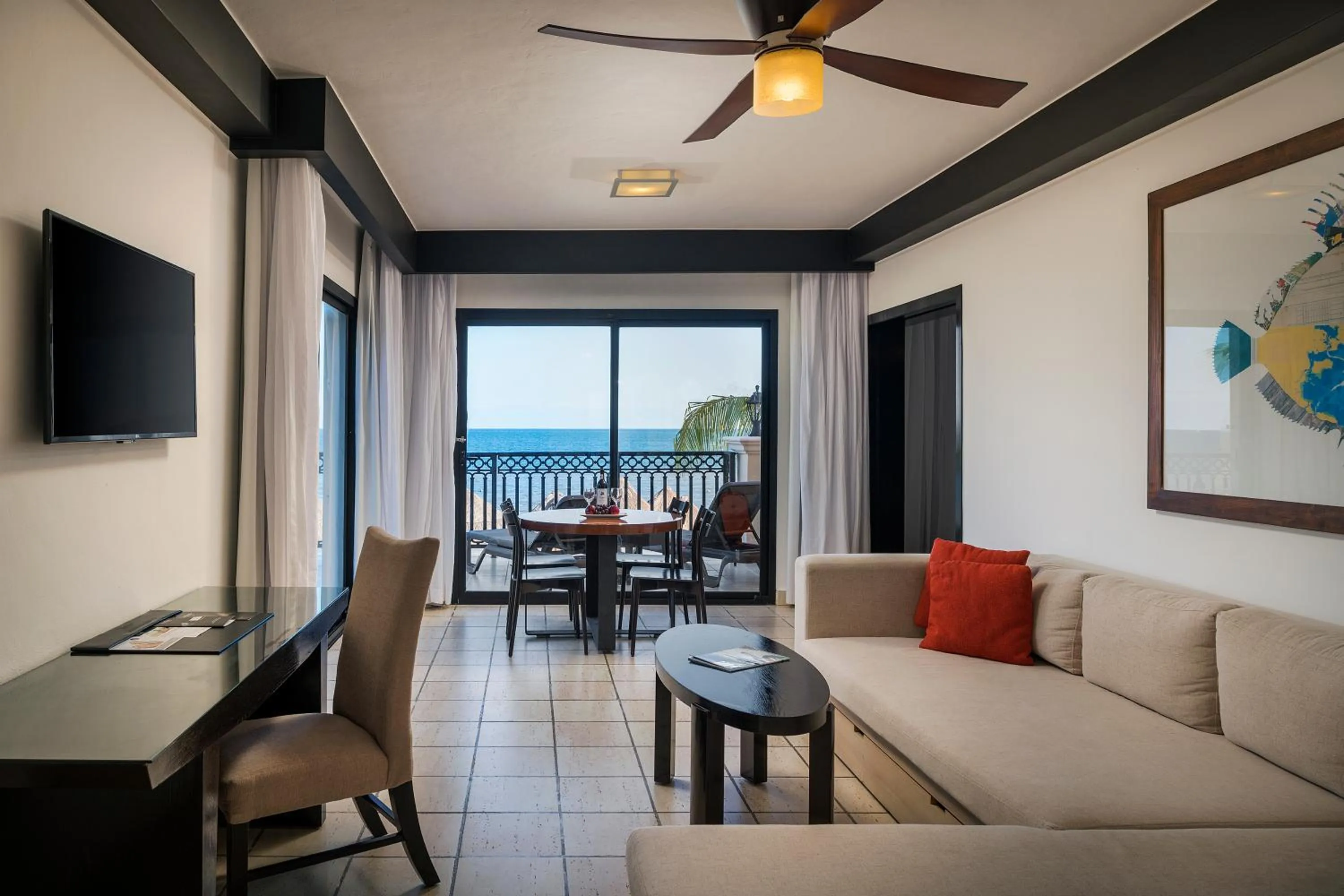 Living room in Ocean Coral & Turquesa All Inclusive