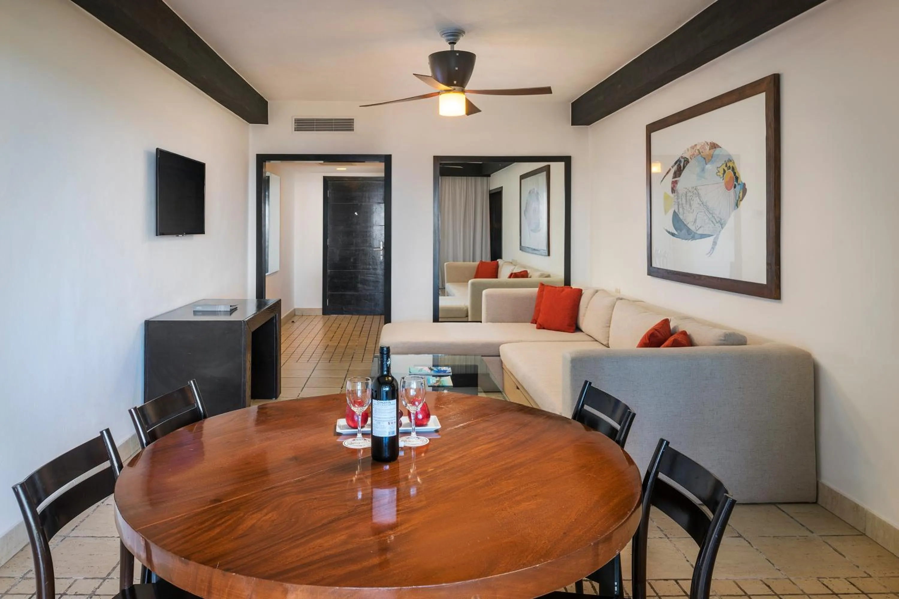 TV and multimedia in Ocean Coral & Turquesa All Inclusive