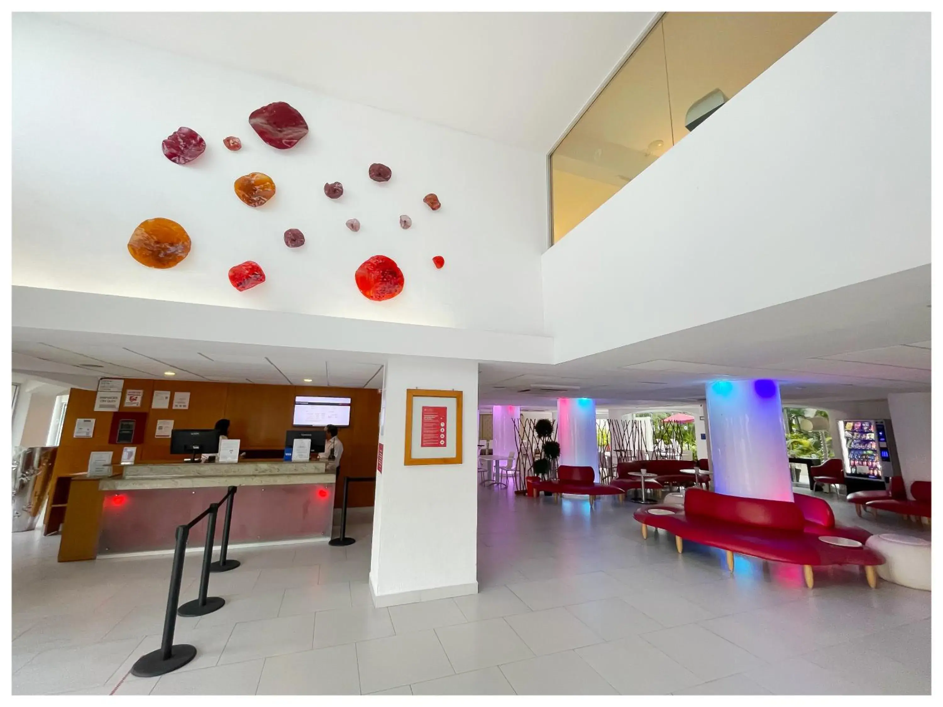 Property building in Adhara Express Property building in Adhara Express